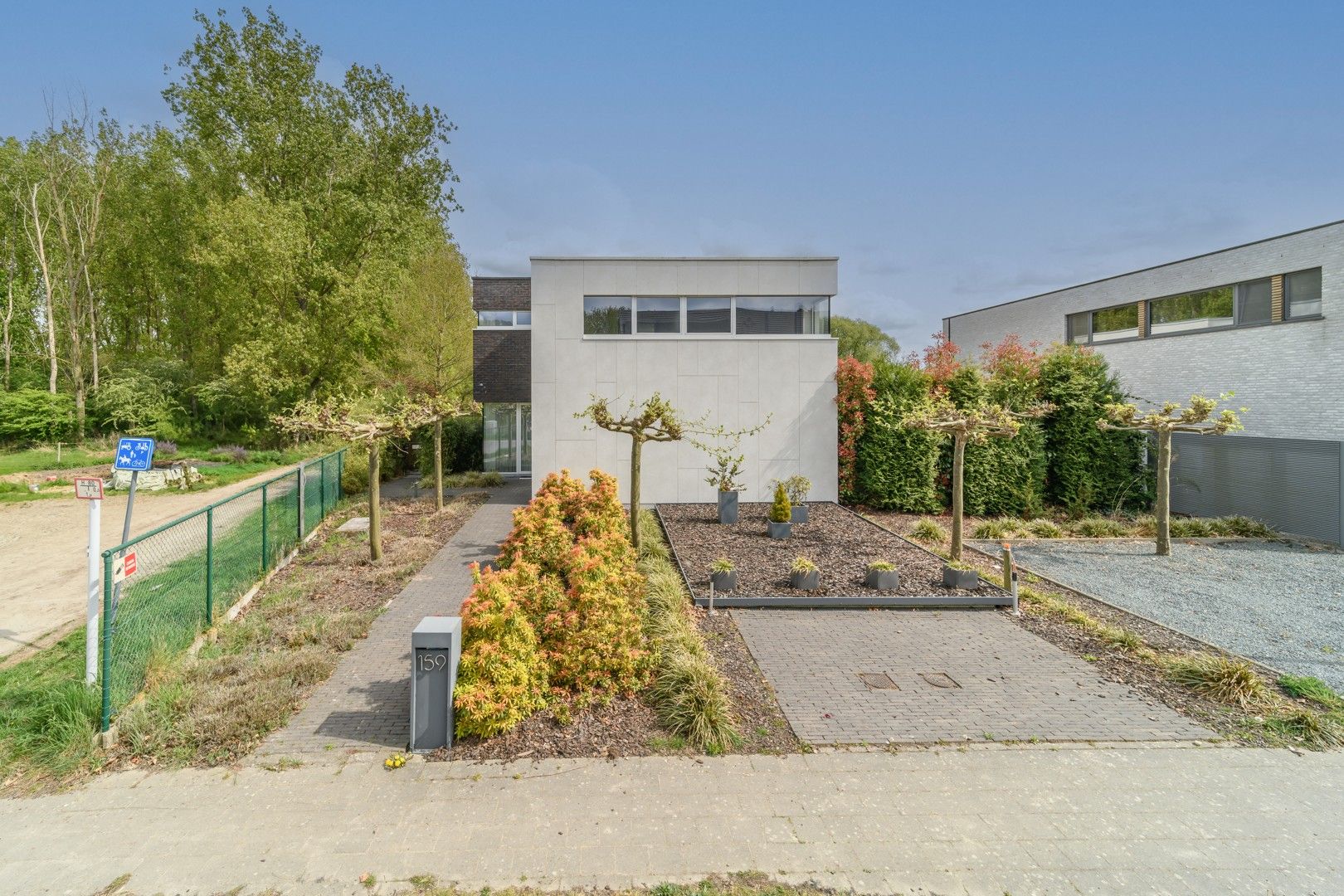 Zeer ruime, moderne en luxueuze villa foto 27
