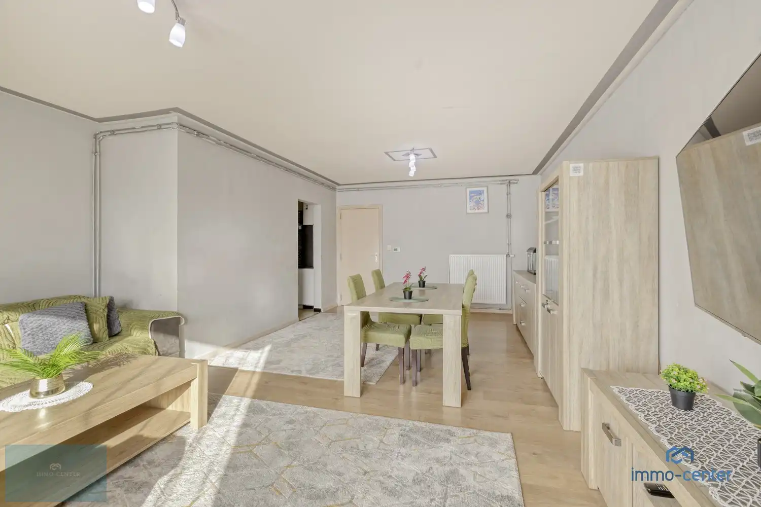 Ruim appartement met 3 slaapkamers, balkon en garage in Heusden-Centrum foto 4