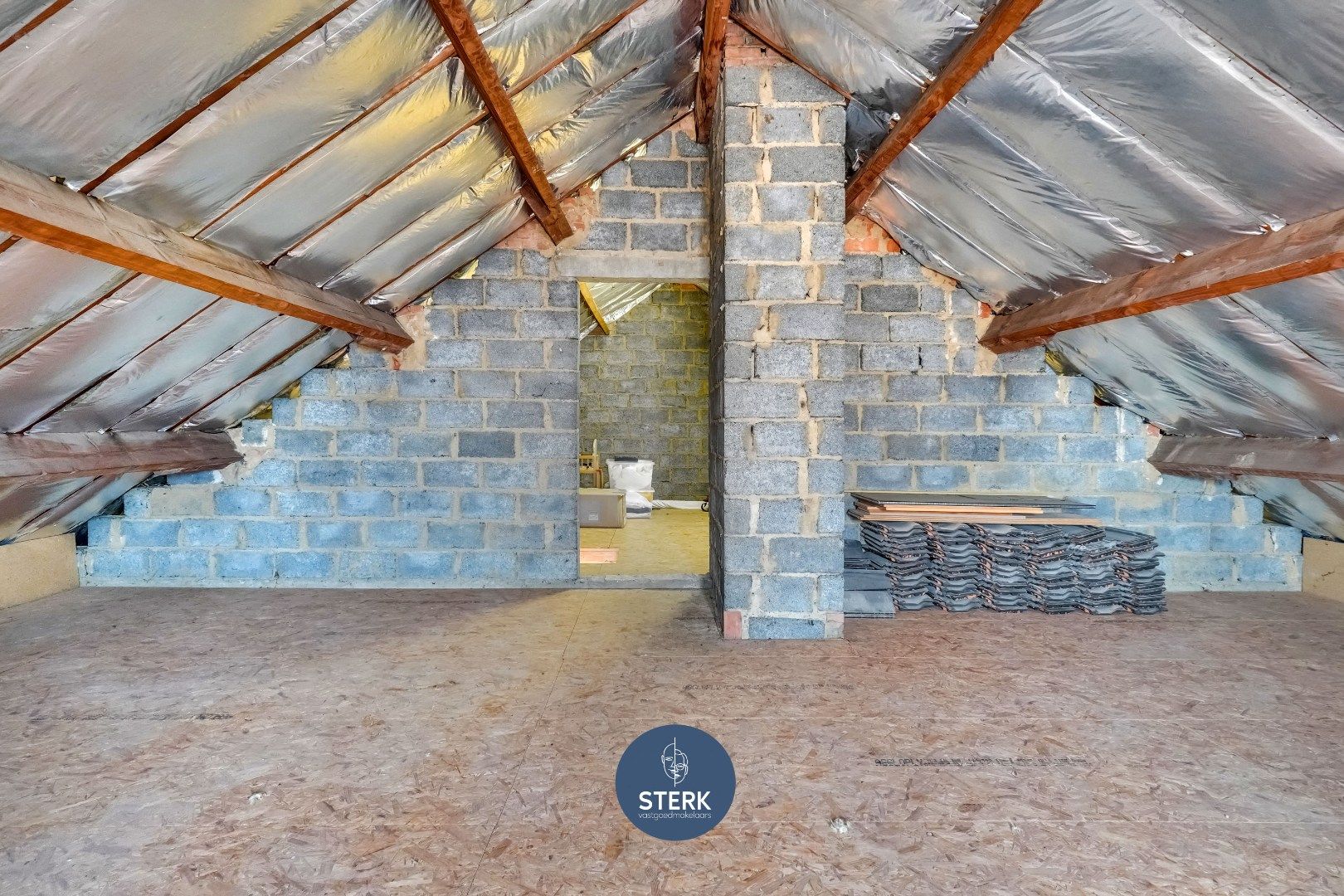 GEZINSWONING MET 236 M² BEWOONBARE OPPERVLAKTE IN HARTJE REKEM !  foto 18