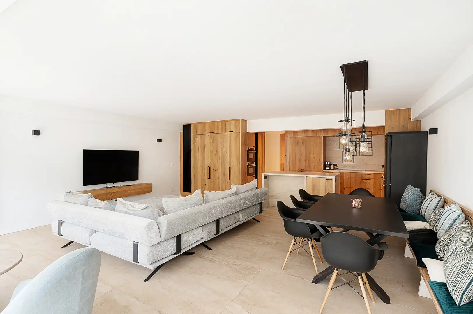 Instapklaar gemeubeld appartement met zeezicht. foto 10