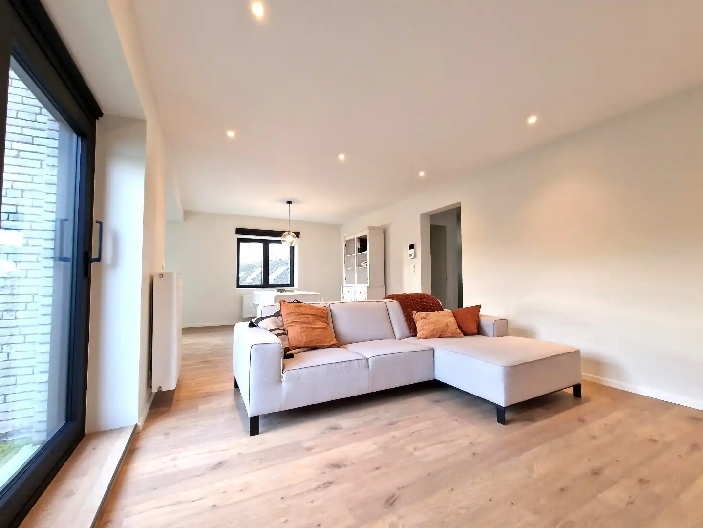 Centraal gelegen duplex-appartement te Wezemaal foto 3