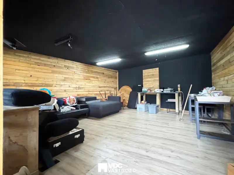 Halfopen bebouwing – gerenoveerd & bijgebouwd in 2020 – EPC B – 3 slpks – prachtige tuin – 183 m² woonopp. foto 21