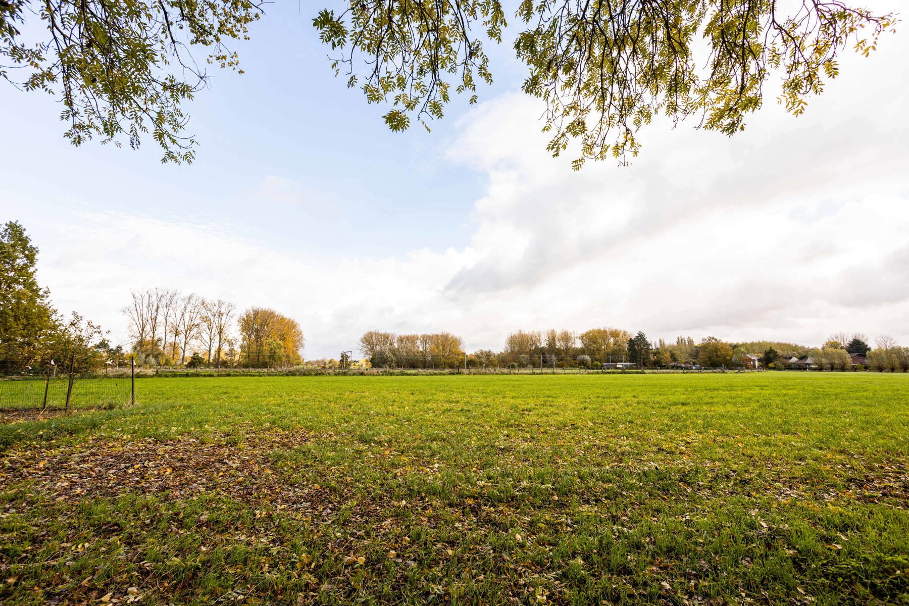 Instapklare HOB met 4 slaapkamers en tuin! foto 27