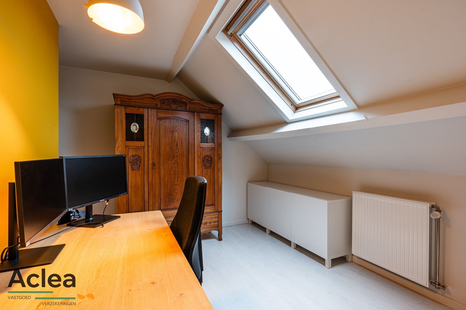 Instapklare starterswoning met tuin en garage in Eeklo foto 24