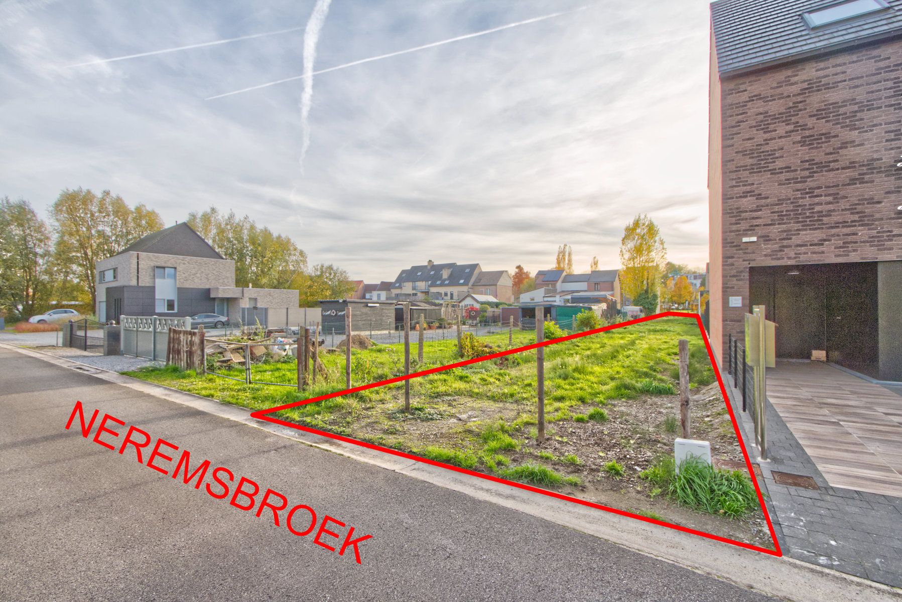 UNIEKE BOUWGROND voor potentieel 2 gesloten bebouwingen foto 6