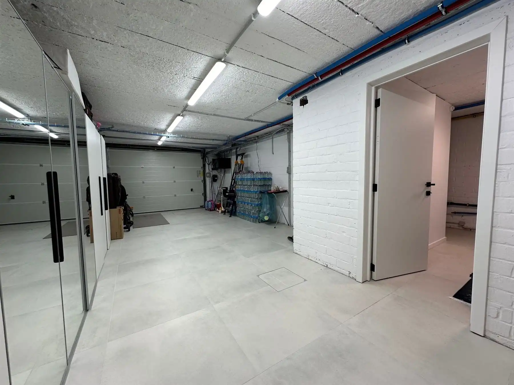 INSTAPKALRE 3 GEVEL WONING MET GARAGE foto 21