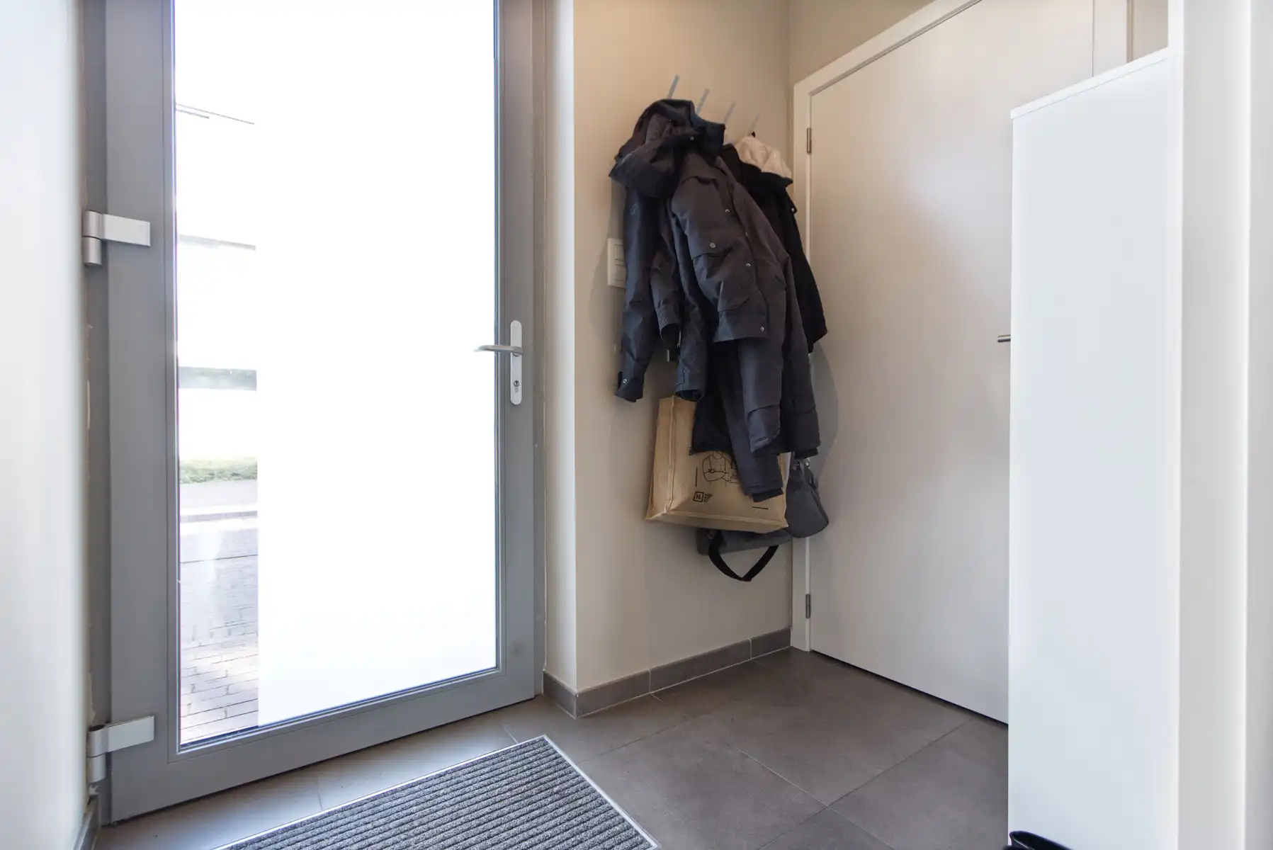 MODERNE WONING - 3 SLK - TUIN - TERRAS - CARPORT foto 11