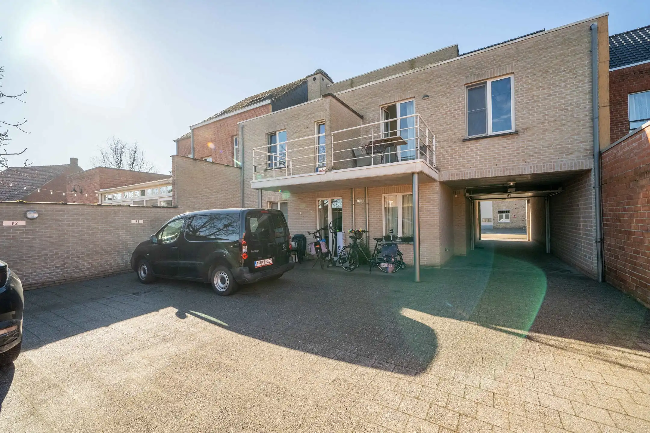 2 slp APP met terras en autostaanplaats (incl. prijs) foto 17