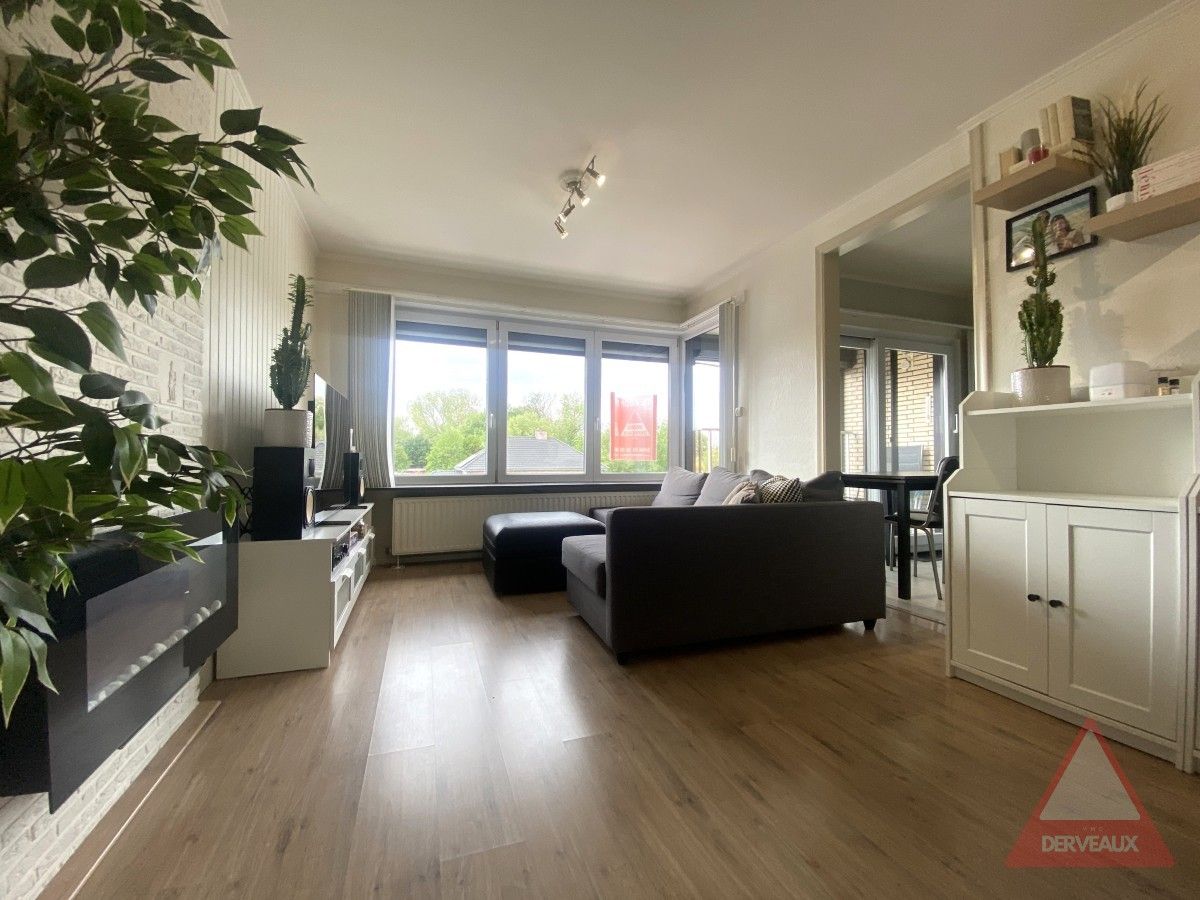 Menen - Verzorgd appartement met terras en garage op centrale ligging foto 4