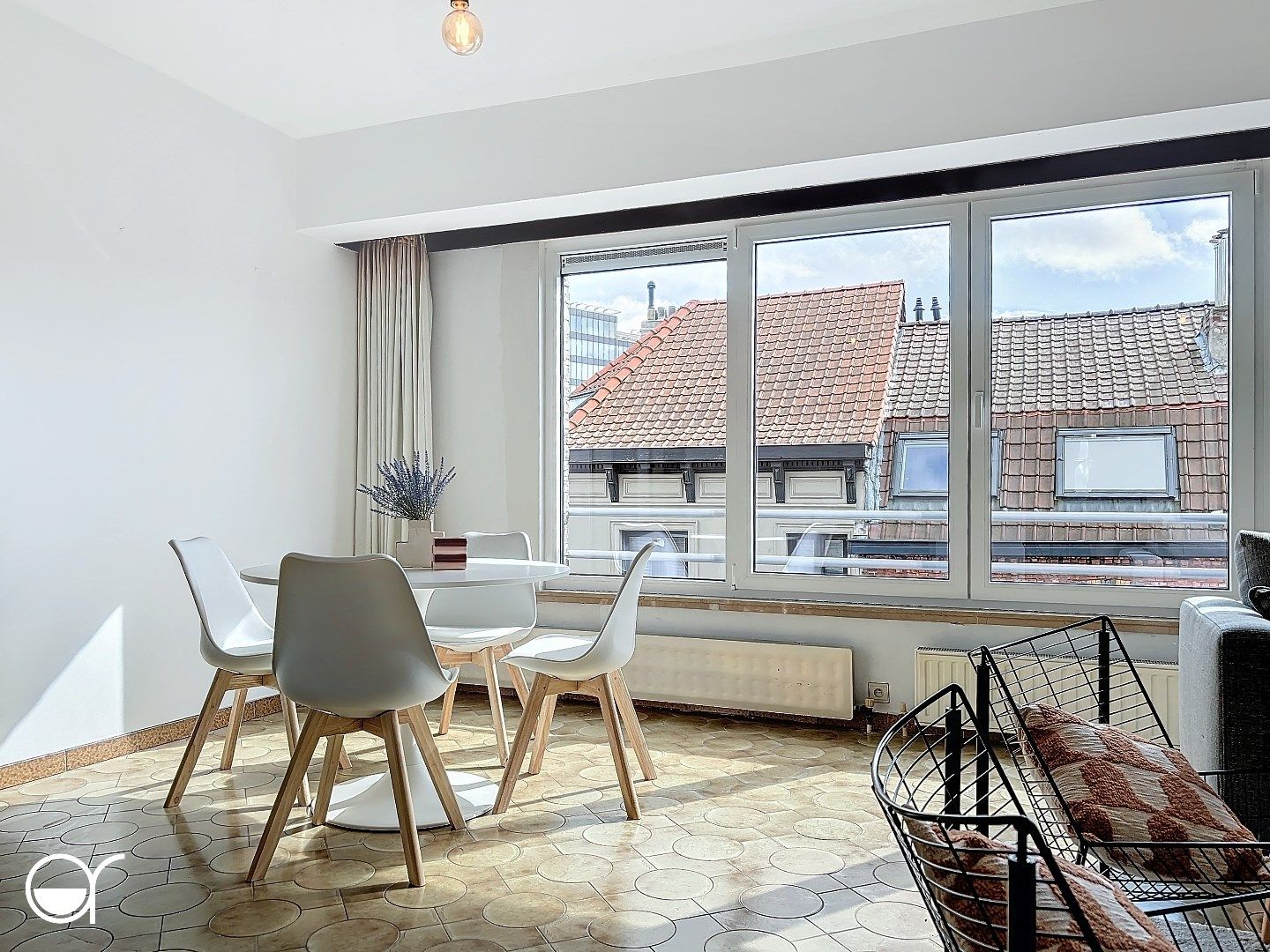 Goed gelegen, gedeeltelijk te renoveren appartement met 2 slaapkamers foto 4