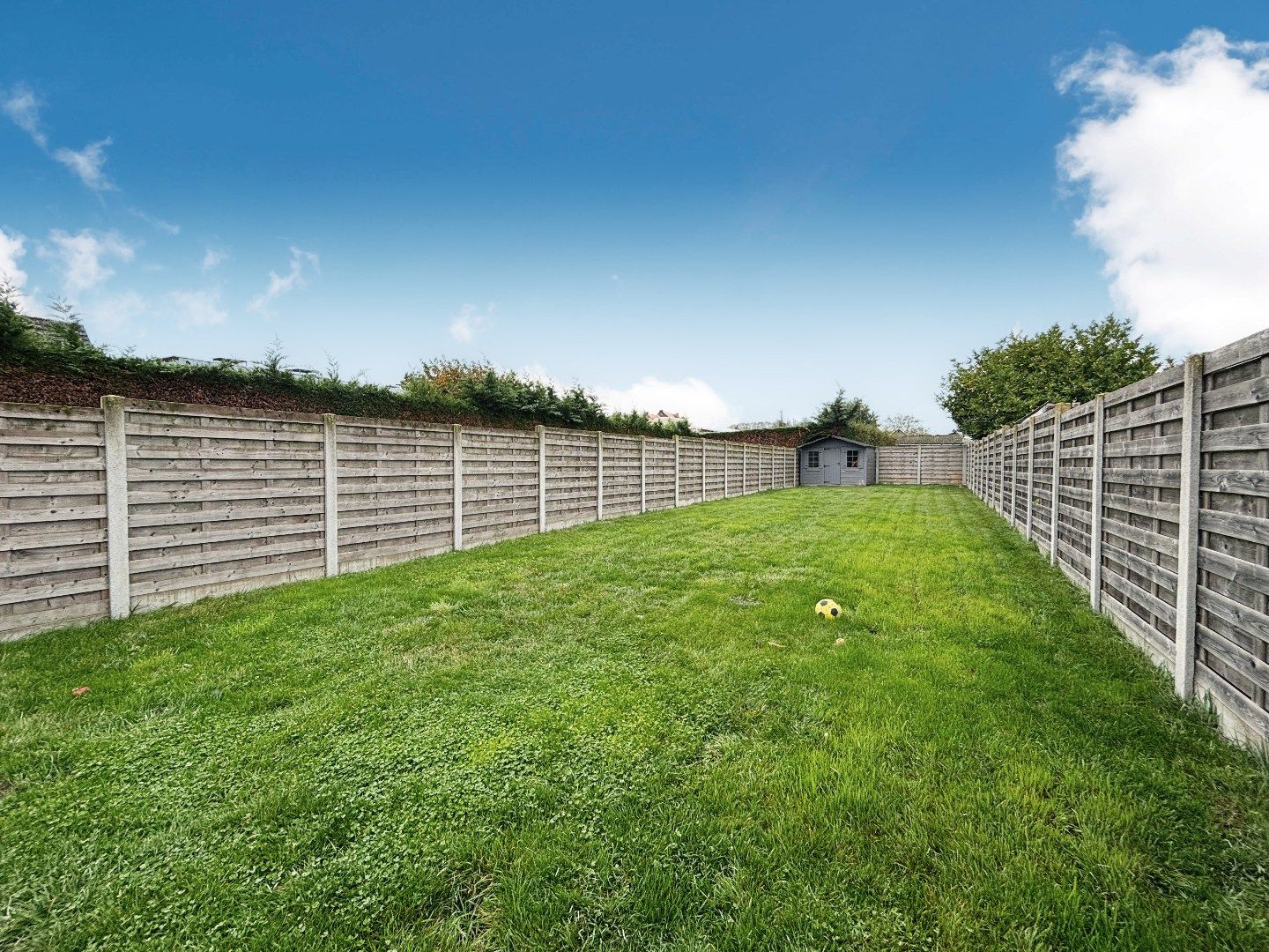 ENERGIEZUINIGE RUIME WONING OP 375M² MET 3 SLPKS, 2 BADKAMERS, GARAGE EN TUIN foto 3