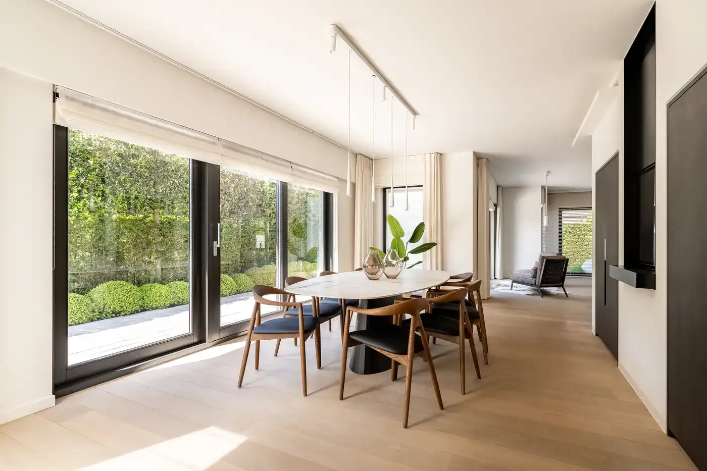 Alleenstaande villa met ondergrondse garage nabij de Magere Schorre foto 12