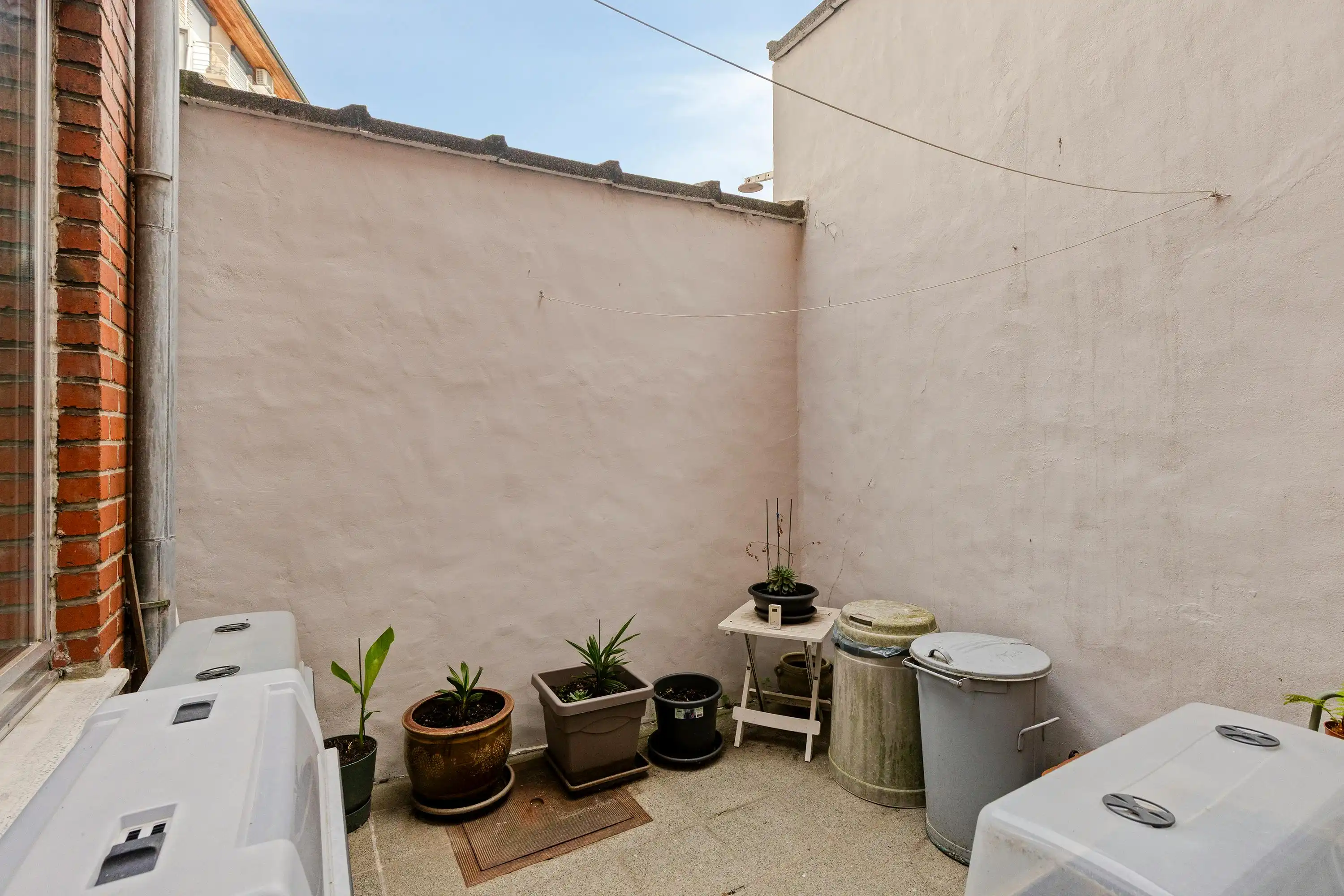 Lichtrijk en ruim appartement met terras te koop in Roeselare foto 11