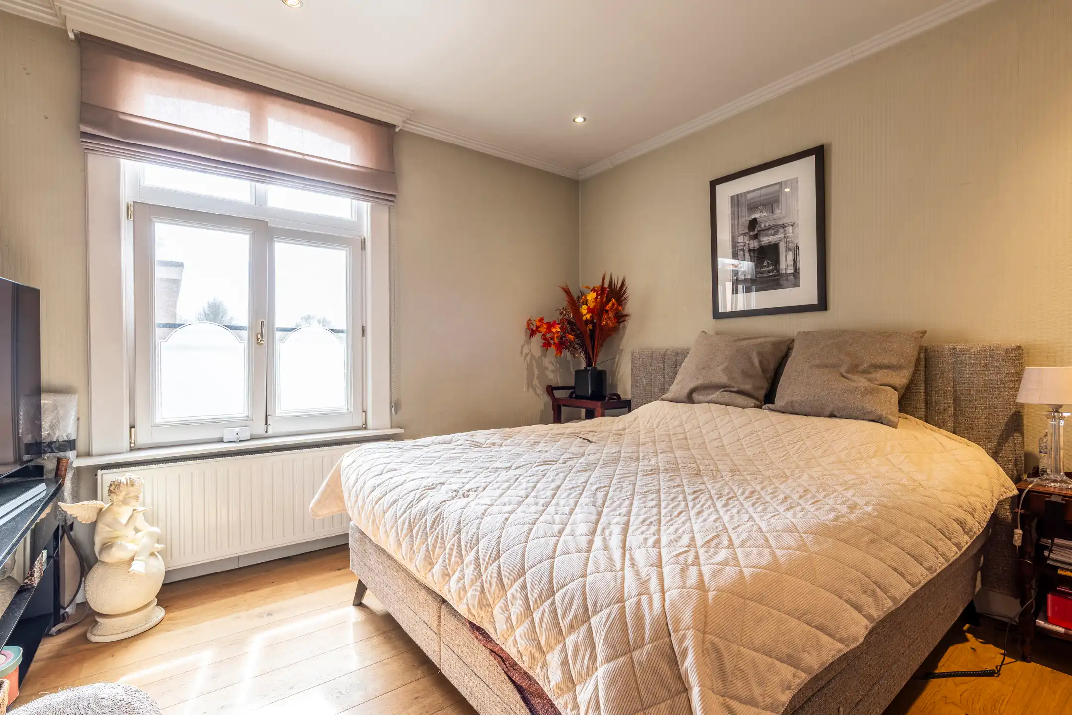 Ruime karakter woning van 220m² op 320m² grond. foto 11