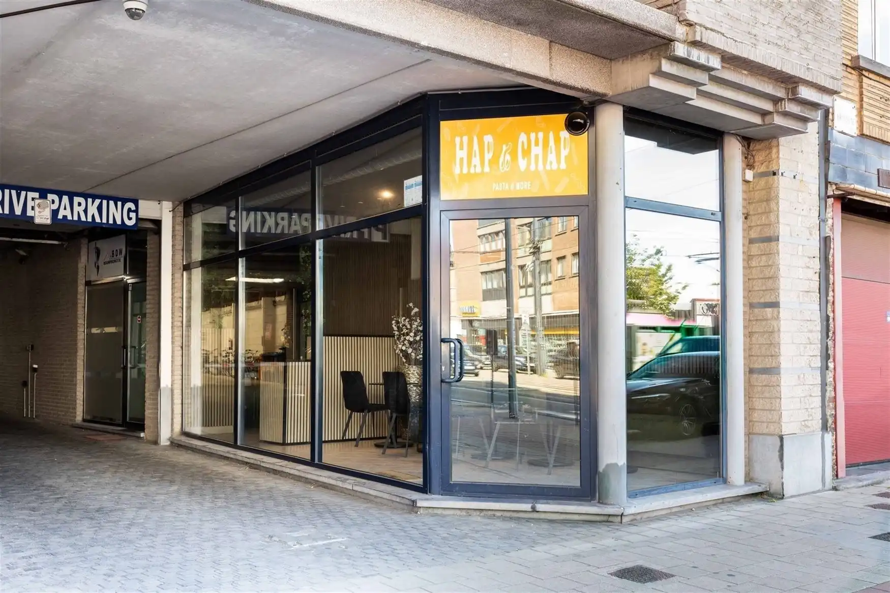 Commerciële ruimte met parkingmogelijkheid foto 6