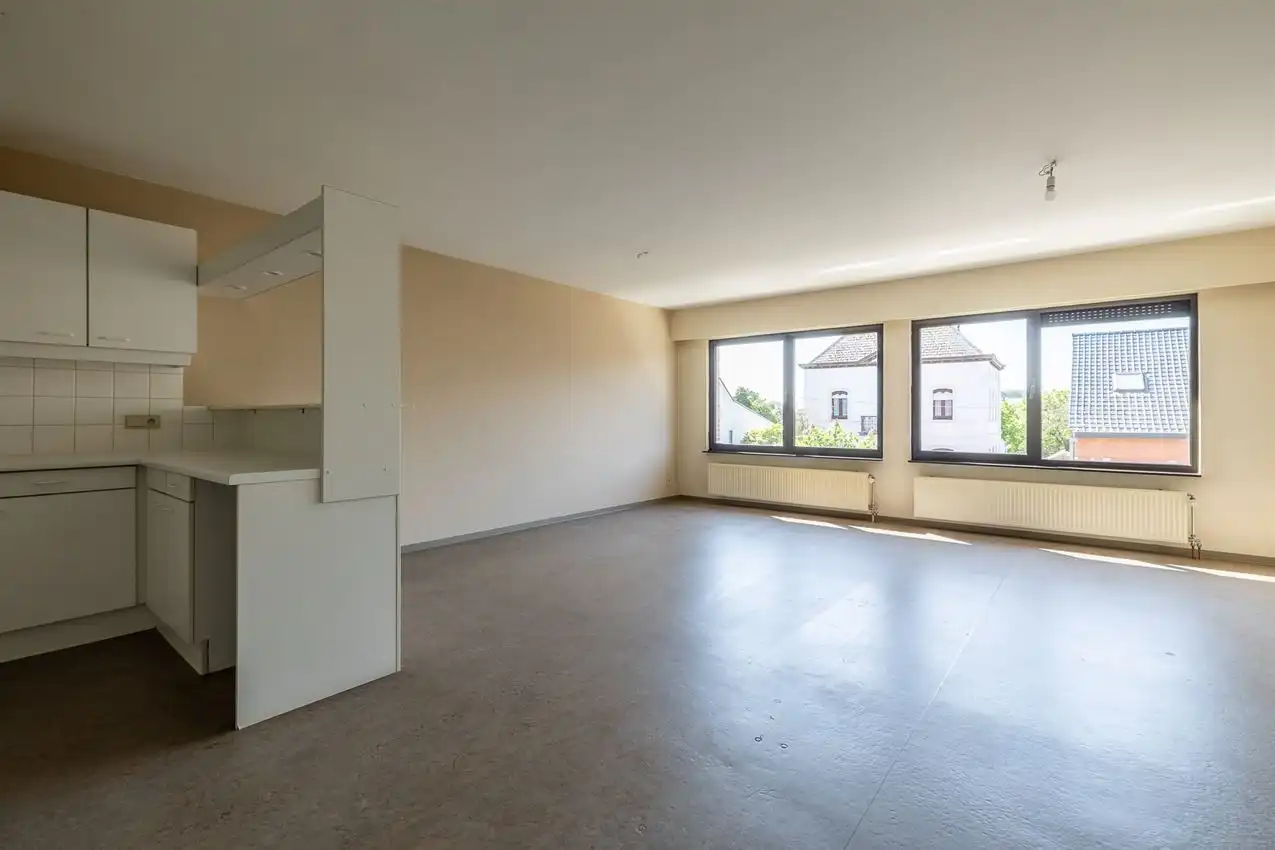 Appartement met twee slaapkamer en terras nabij centrum foto 5