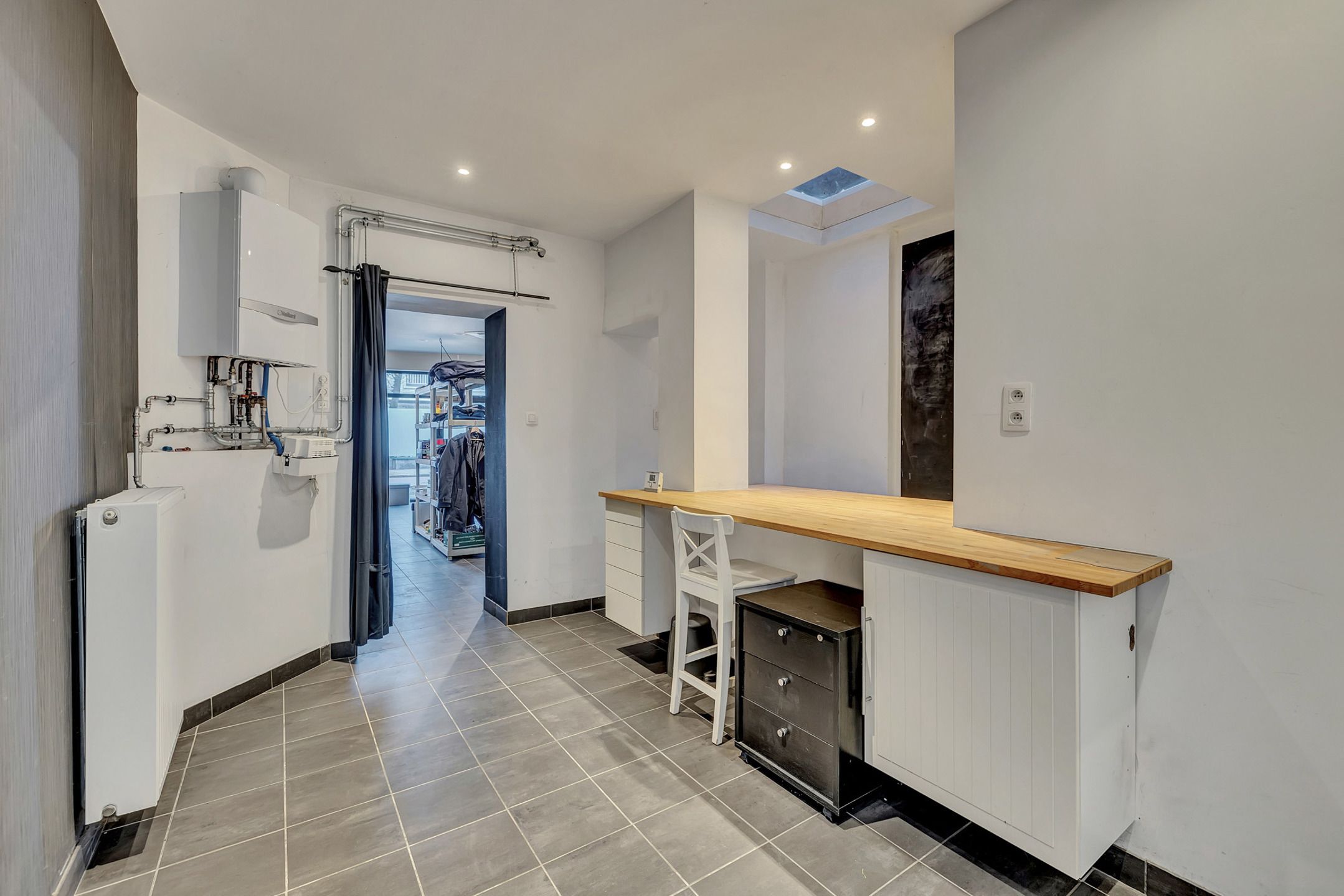 Te renoveren woning met 3 slaapkamers foto 3