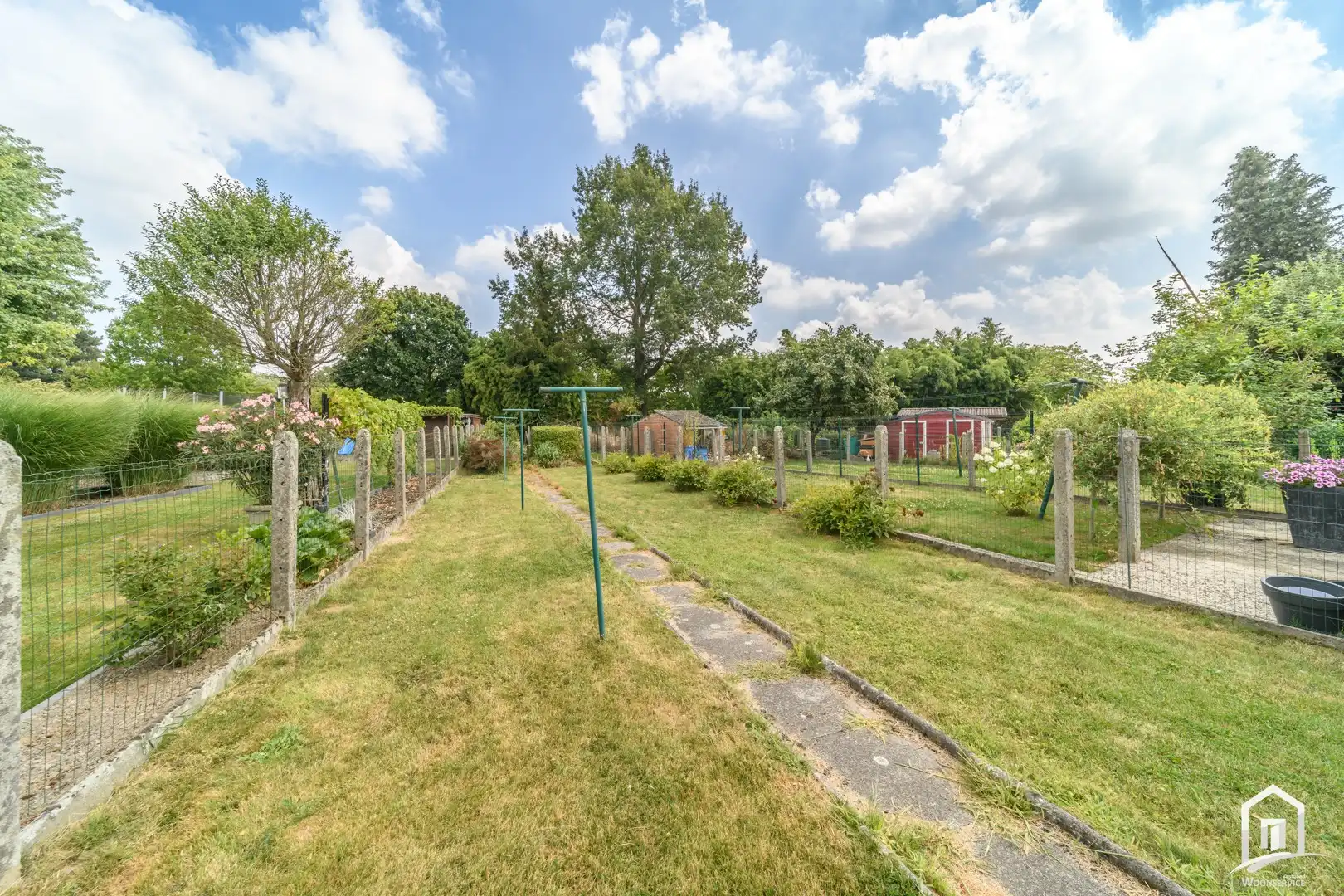 Zeer degelijke, ruime op te frissen gezinswoning te Okegem foto 13