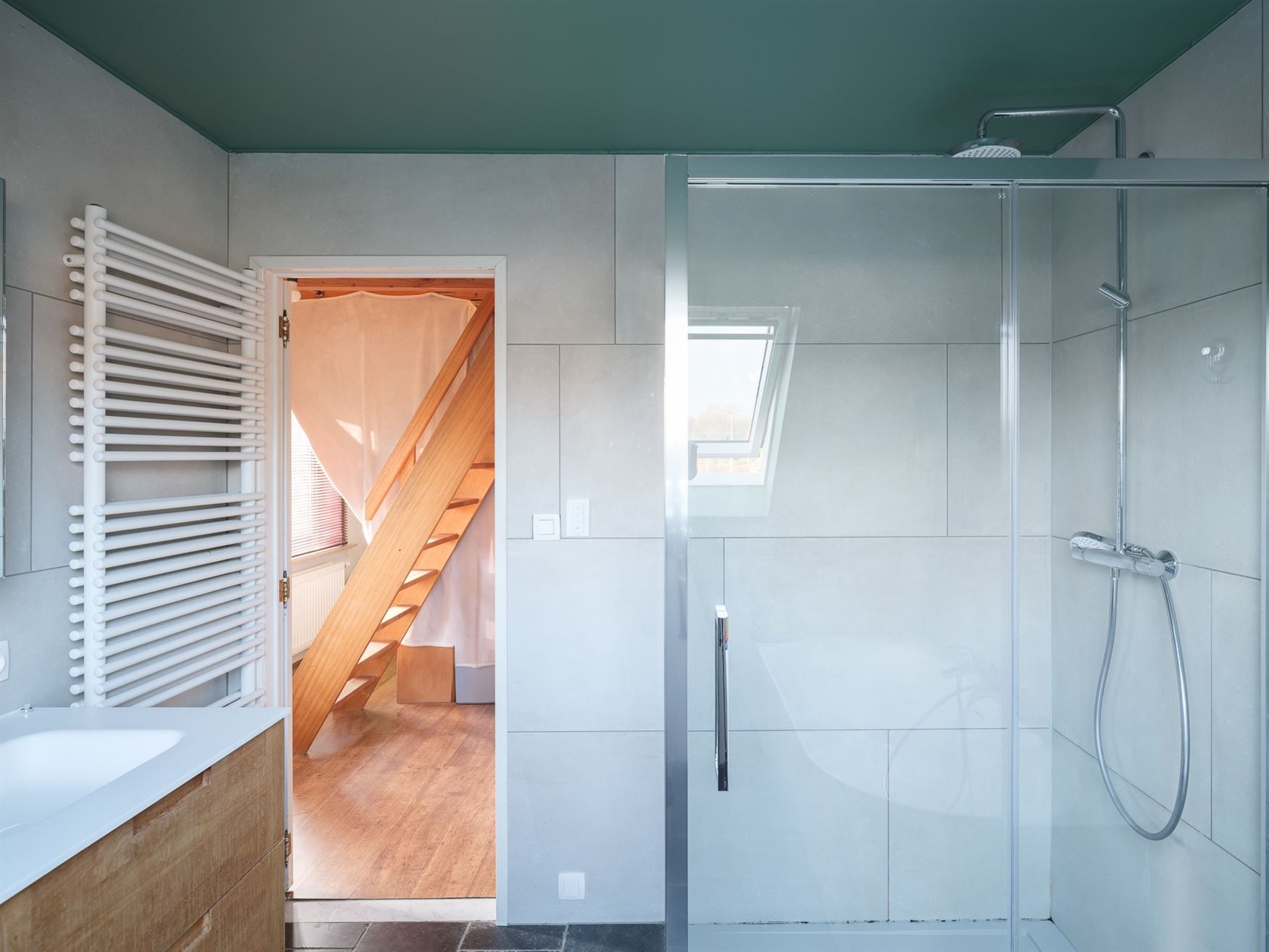 Gezinswoning met 3 slaapkamers, tuin, garage in rustige wijk bij Gent. foto 11