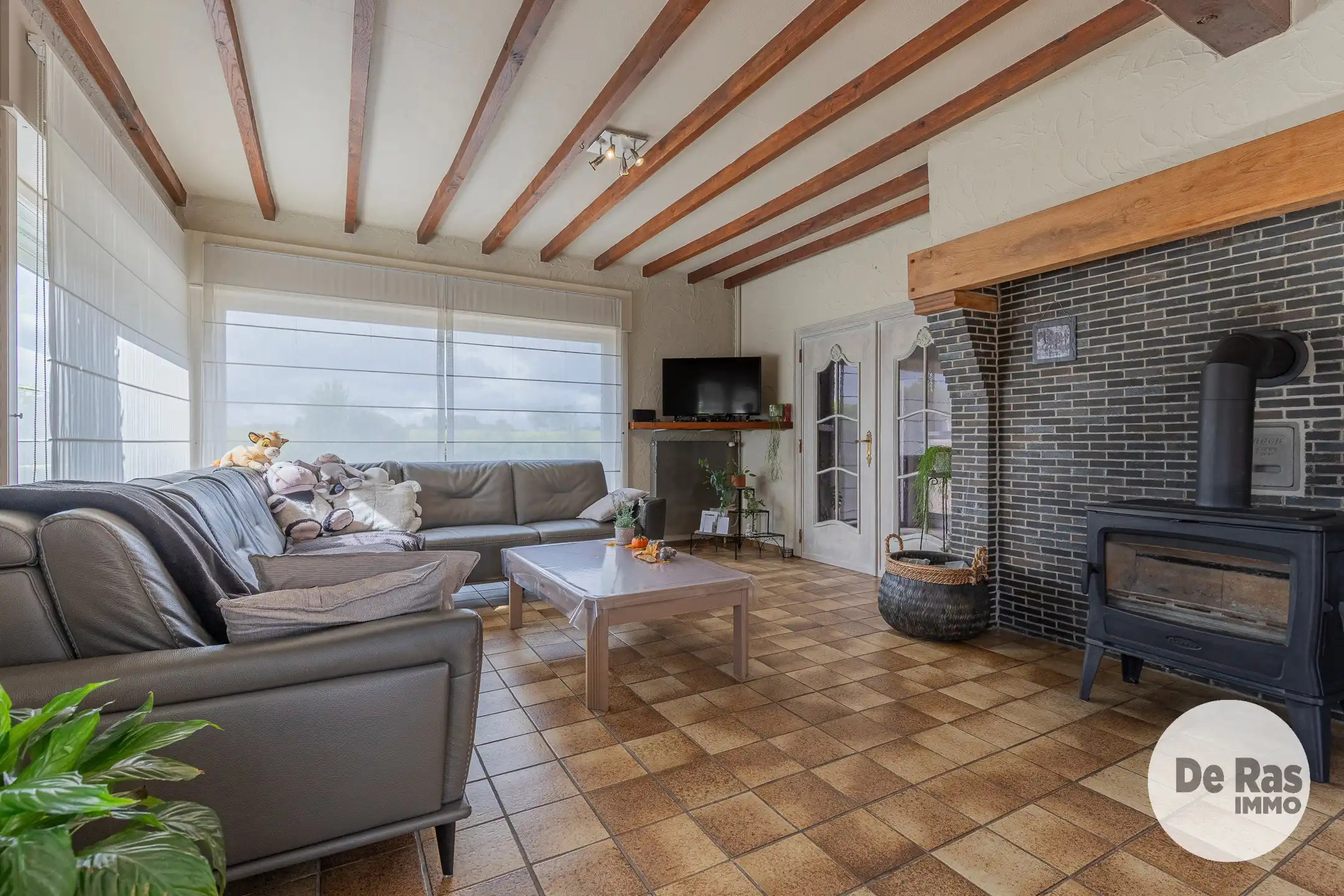 HERZELE - Ruime villa met magazijn op 16a18ca&nbsp; foto 6
