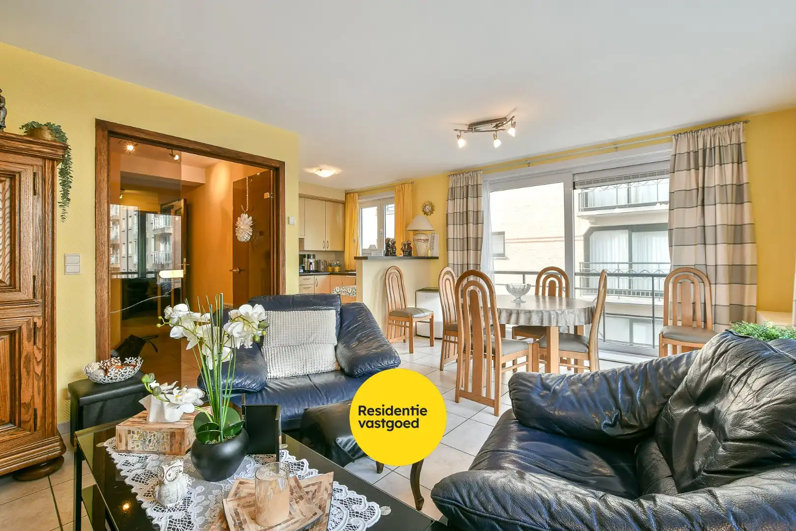 Appartement met 2 slaapkamers op wandelafstand van strand en zee te Wenduine foto 8