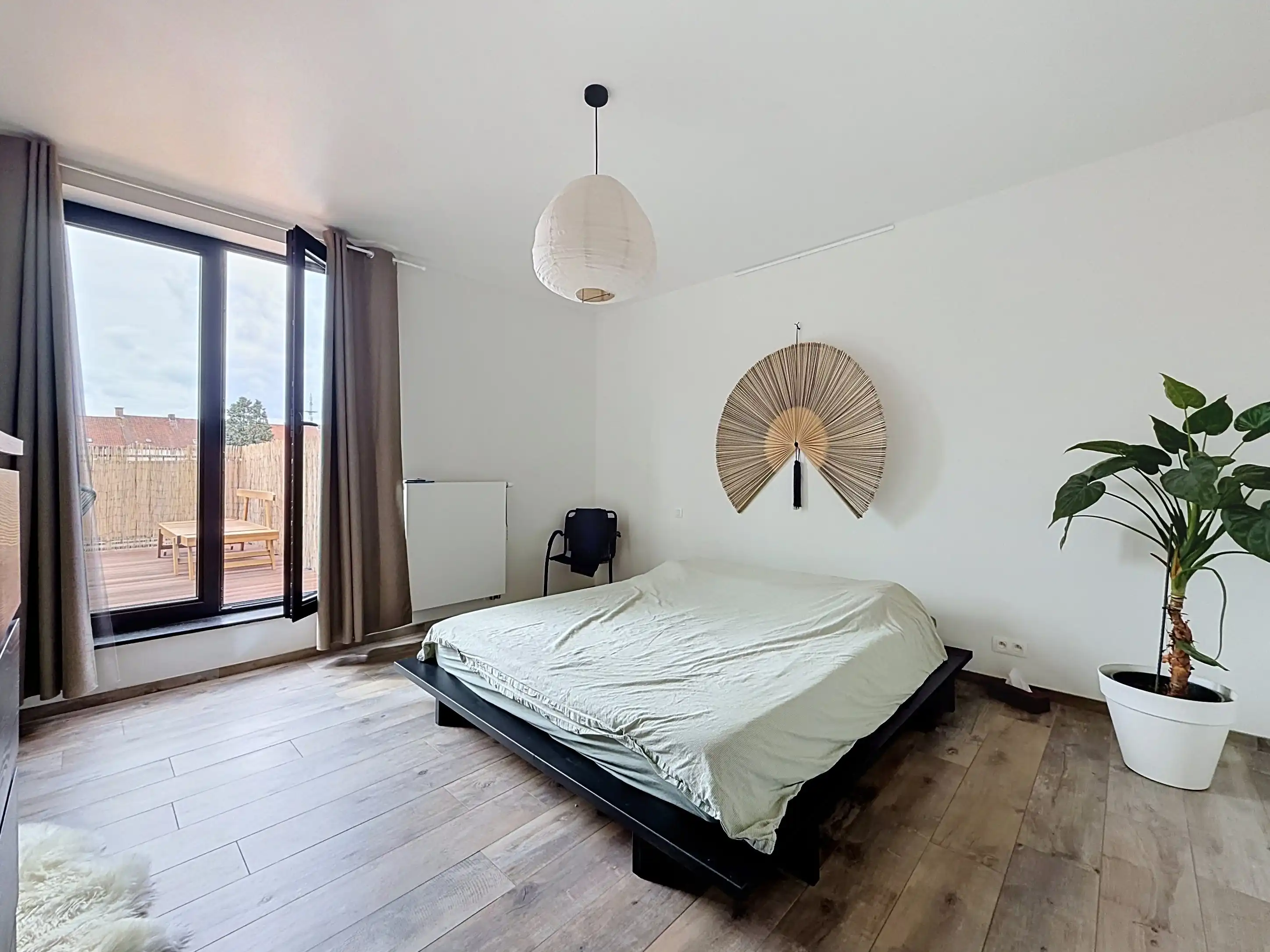 BEN (BIJNA ENERGIE NEUTRAAL) WONING TE HUUR MET 4 SLAAPKAMERS EN TUIN foto 5