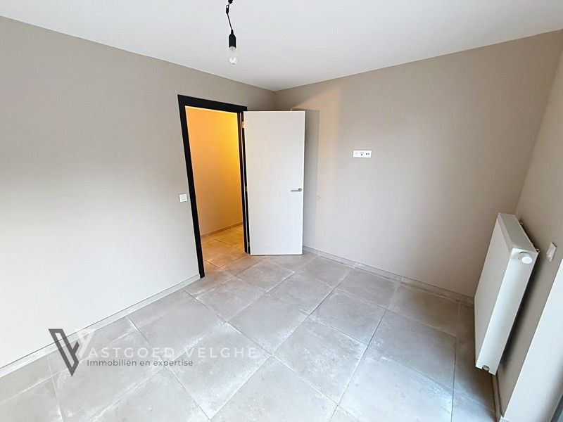 Gelijkvloers appartement met 2 slaapkamers en 2 terrassen gelegen in het centrum van Mechelen-aan-de-Maas foto 9