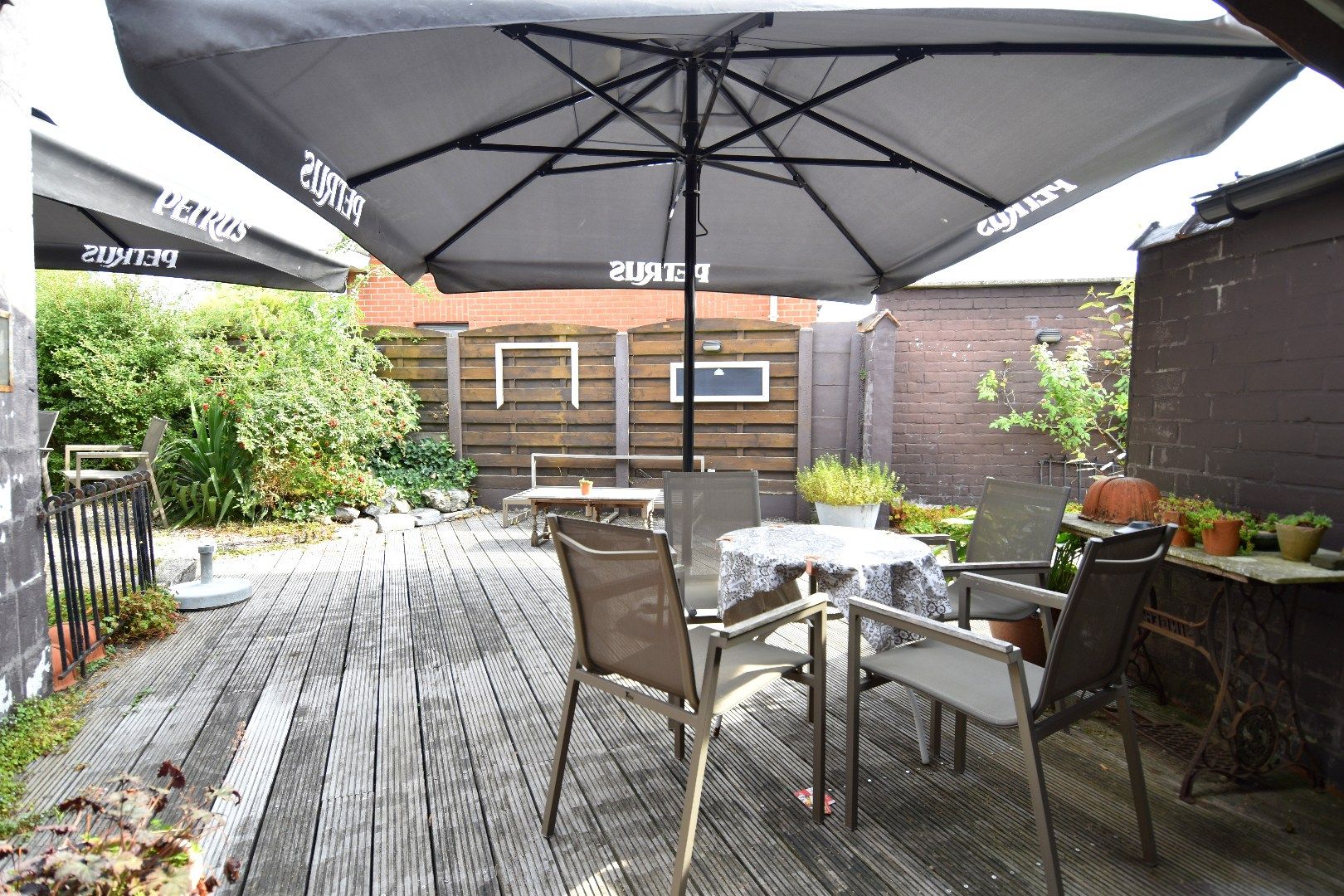 Horecazaak met apart woongedeelte, tuin/terras en garage te koop in Gullegem foto 18