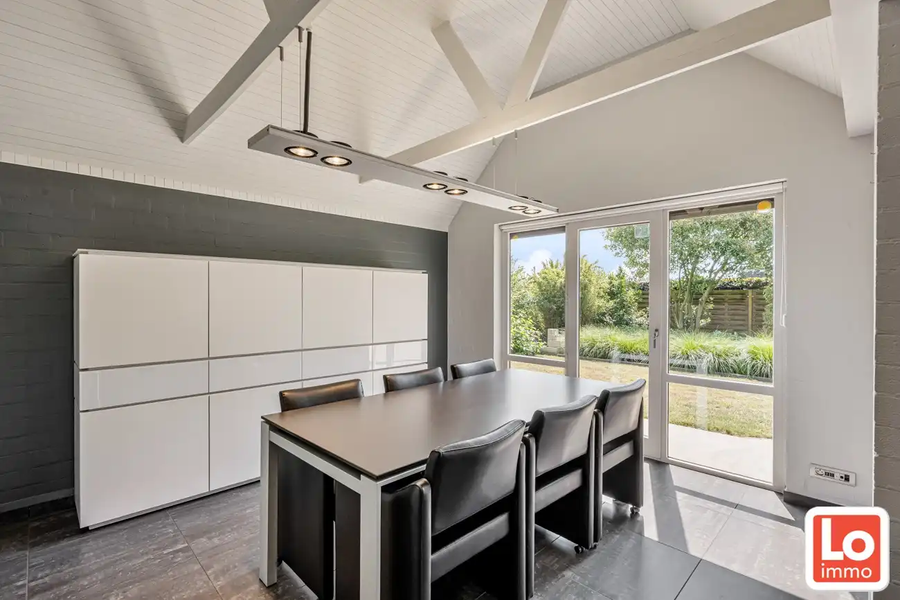 Energiezuinige open woning met inpandige én afzonderlijke garage en gezellige tuin op een rustige locatie tussen Zaffelare en Lochristi! foto 10