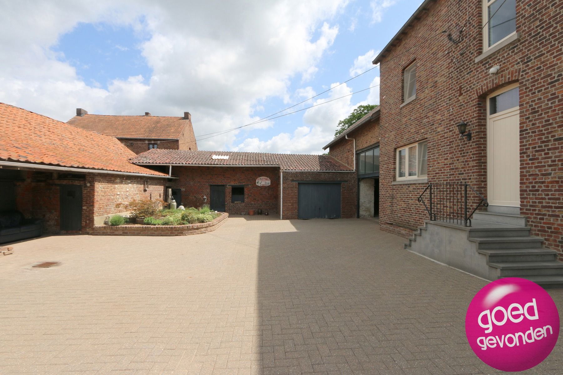 HOEVE met WONING 4 SLK - TUIN - TERRAS - WEI - SCHUREN  foto 32