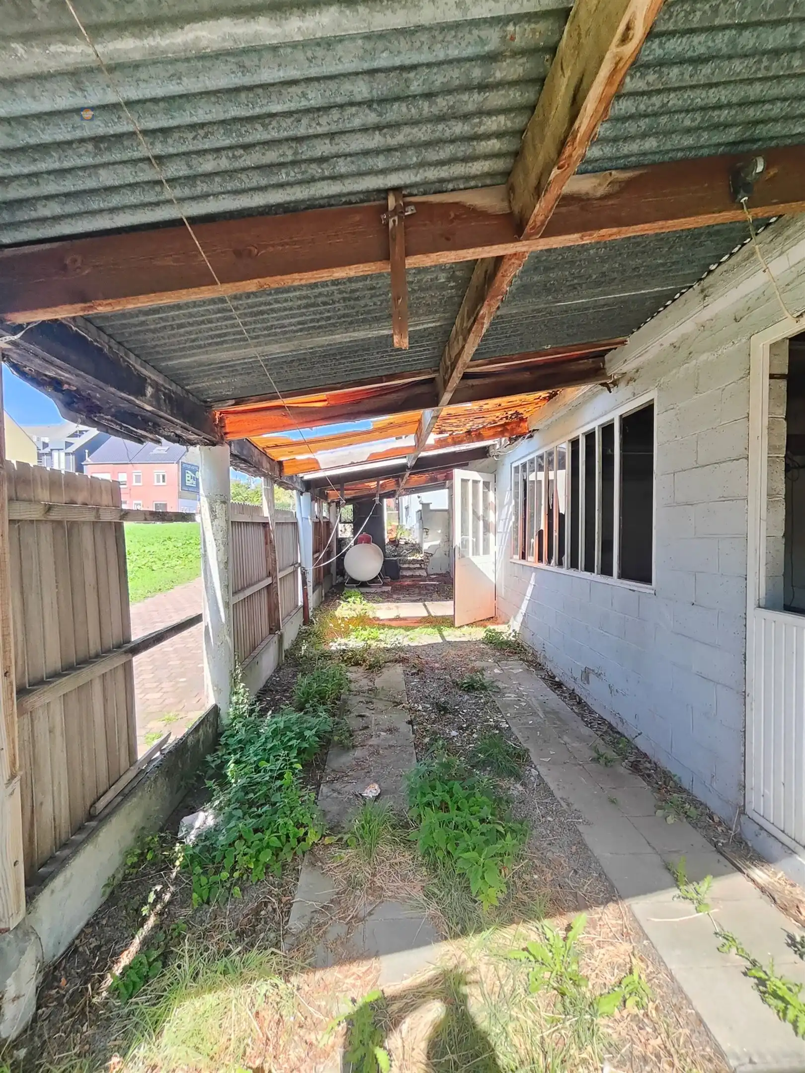 Karaktervolle te renoveren woning met 3 slaapkamers en tuin in Denderleeuw foto 24