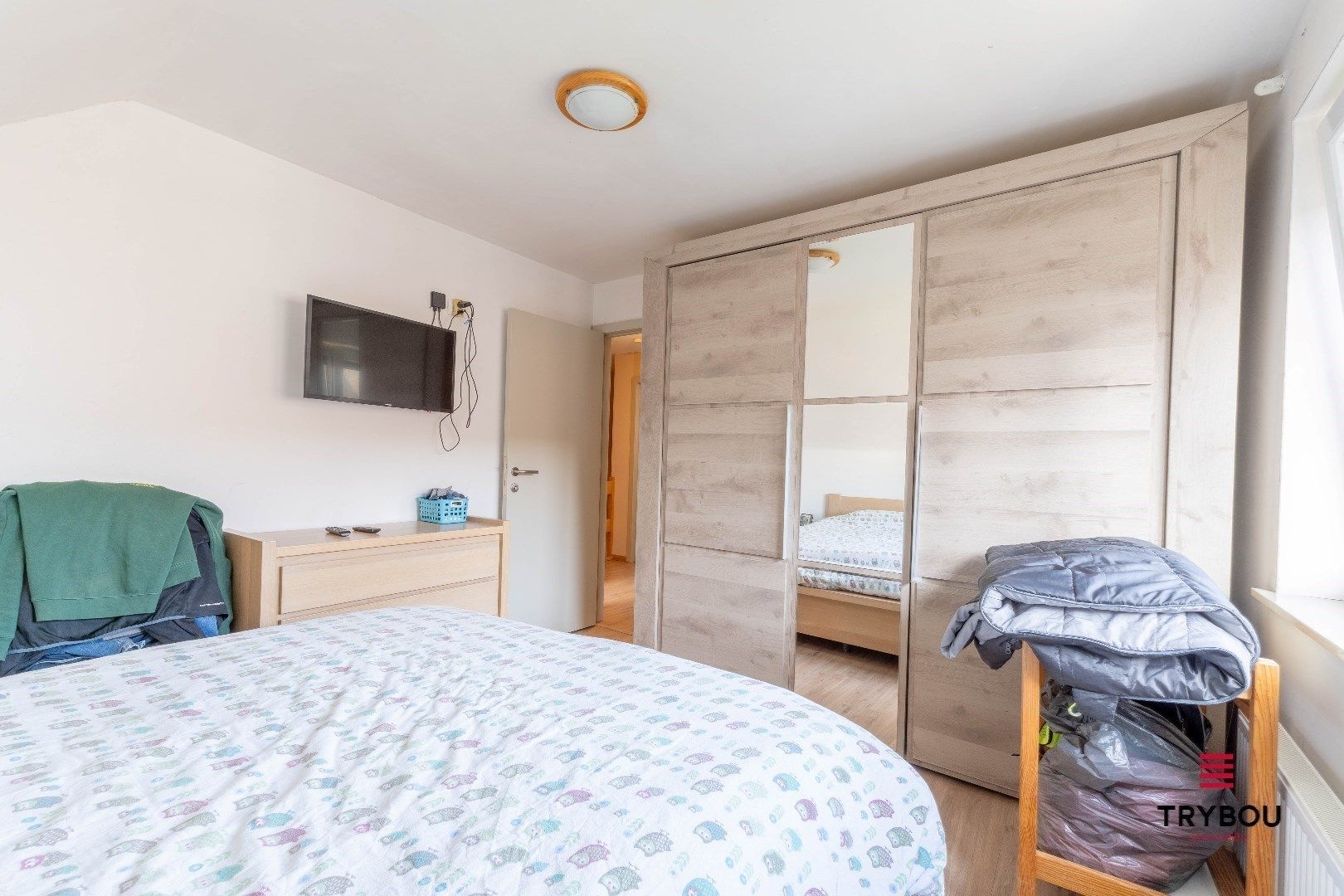 Instapklare halfopen woning in Esen met tuin en 3 slaapkamers - wordt verkocht onder registratie rechten! foto 18