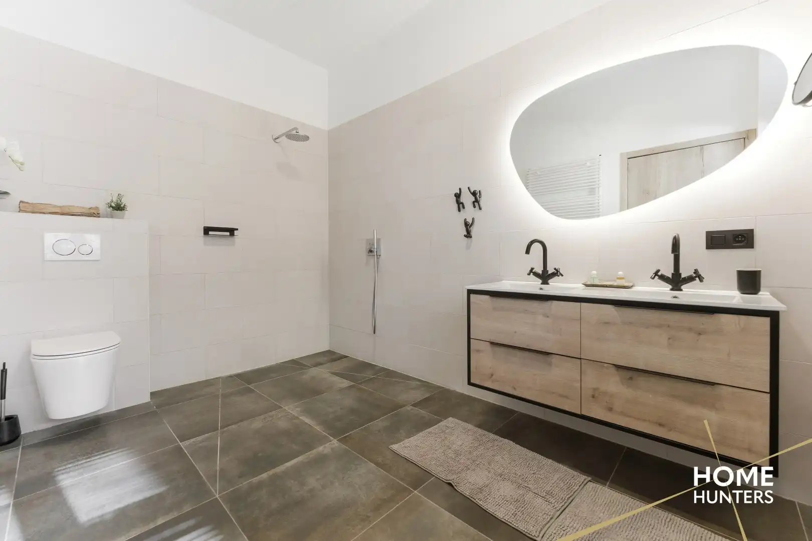 Topinvestering in vakantievastgoed – 6 volledig uitgeruste vakantie-appartementen in historisch centrum Ieper foto 41