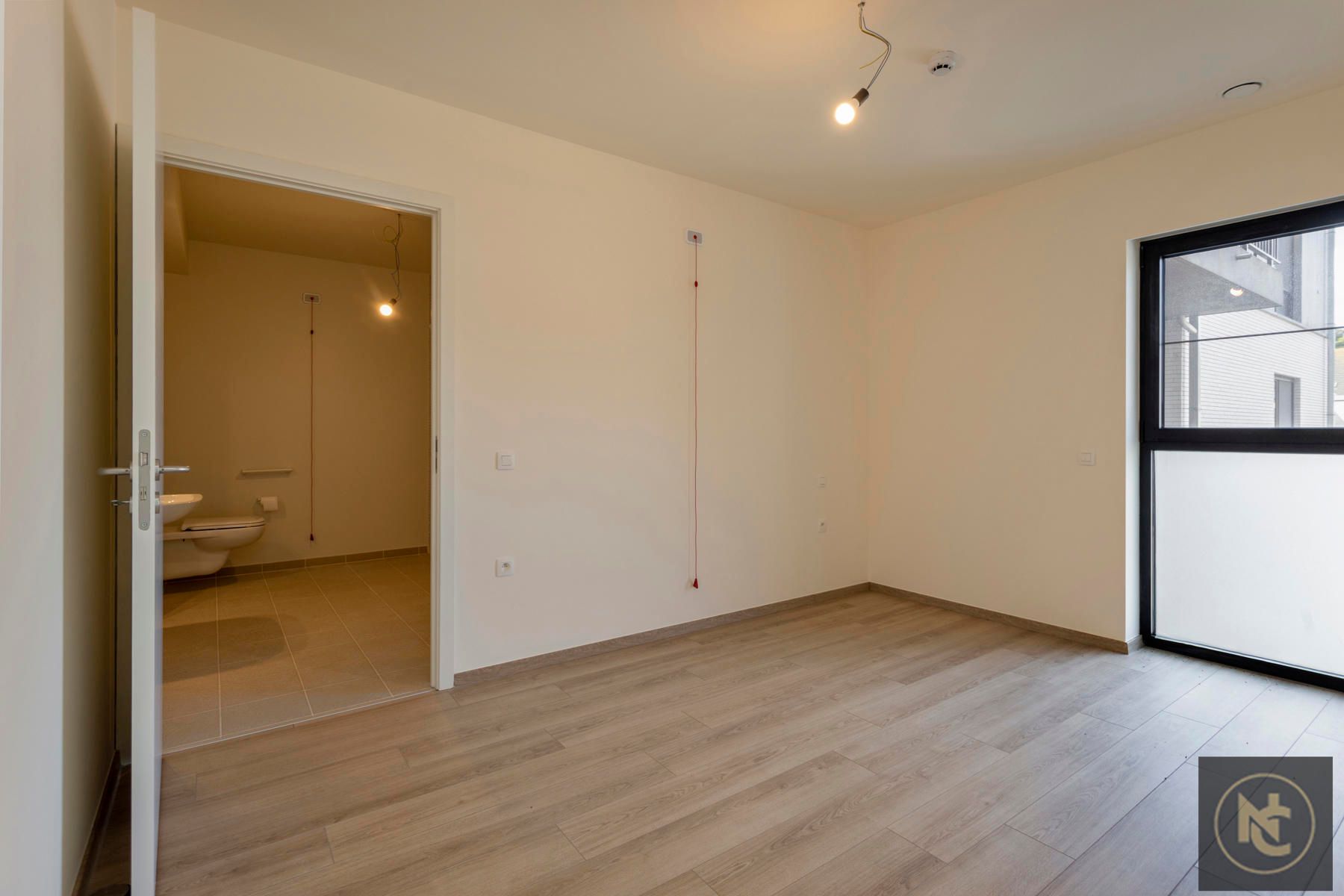 Prachtige erkende assistentiewoning met 1 slaapkamer foto 13