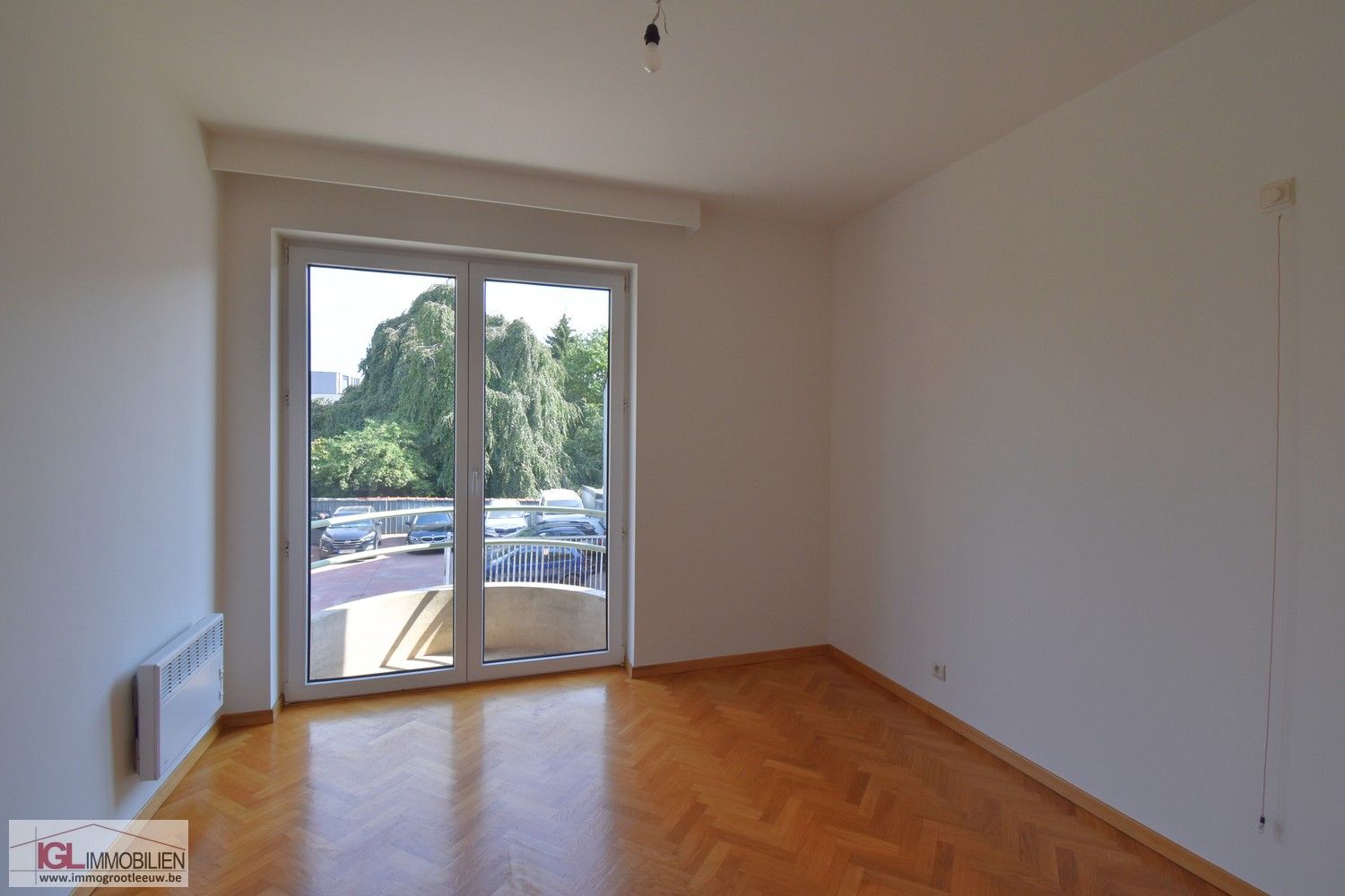 Ruime 3-kamer appartement met 2 badkamers te huur! foto 9