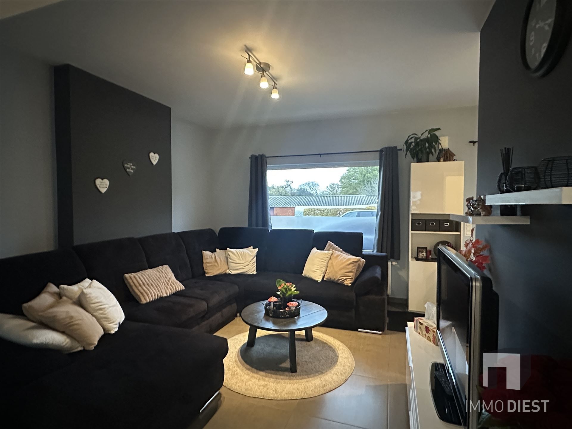 Instapklare woning met 3 slaapkamers en zonnige tuin foto 4