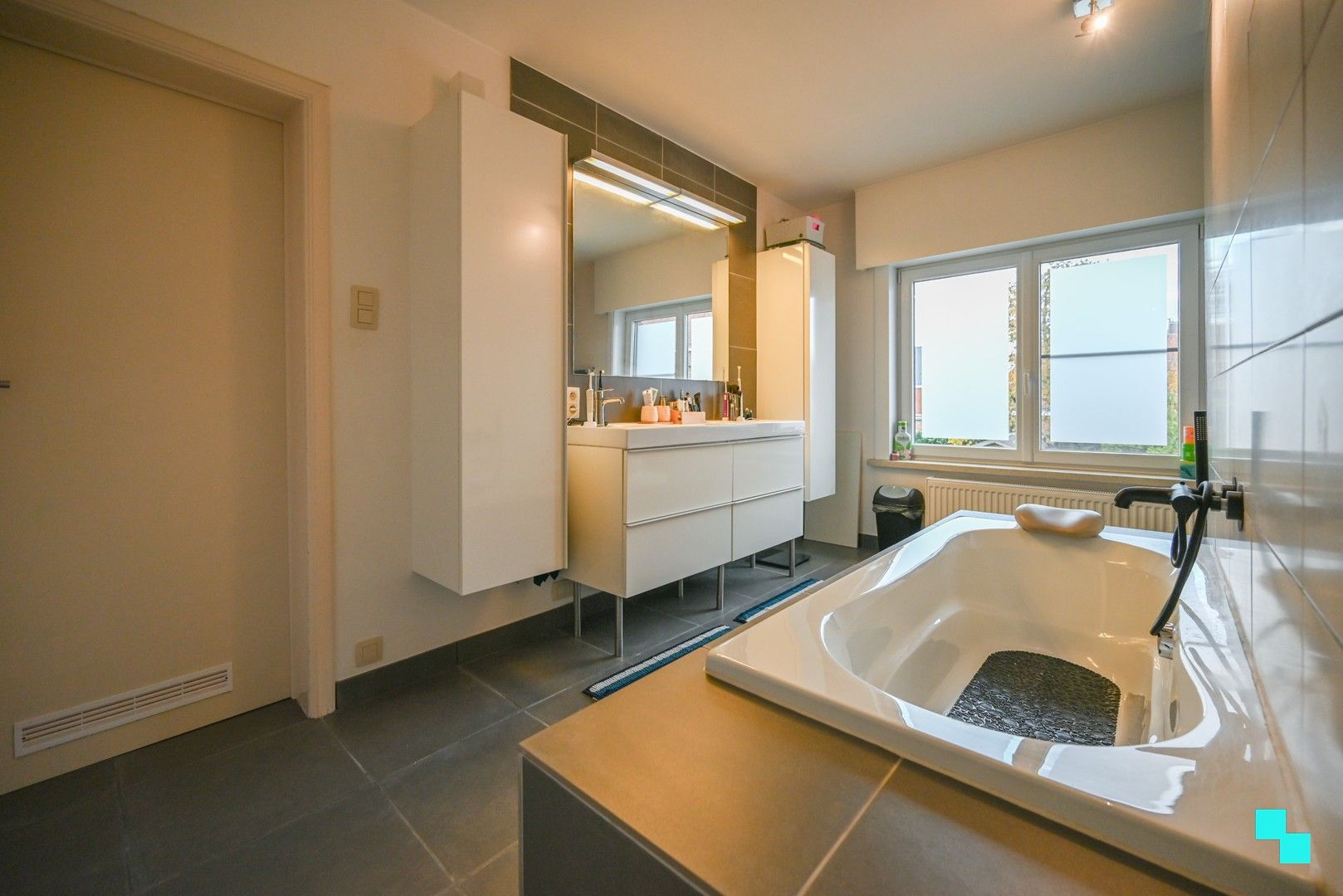 Verrassend ruime, instapklare ééngezinswoning te Izegem foto 28