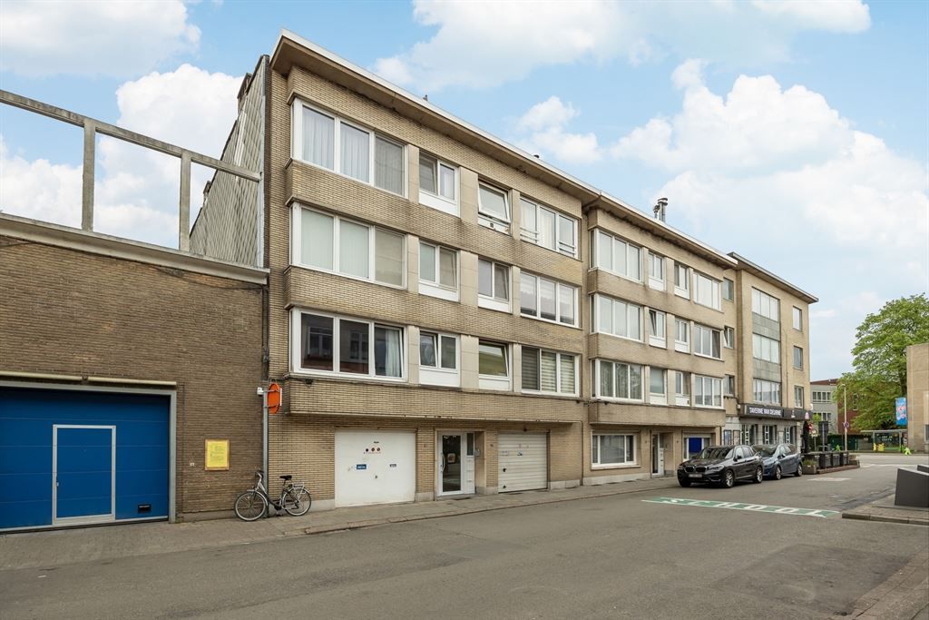 Tof appartement met terras vlakbij Rivierenhof foto 15