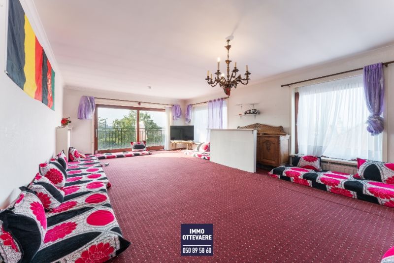 Te renoveren appartement in centrum Harelbeke met woonoppervlak van 134 m2 foto 4