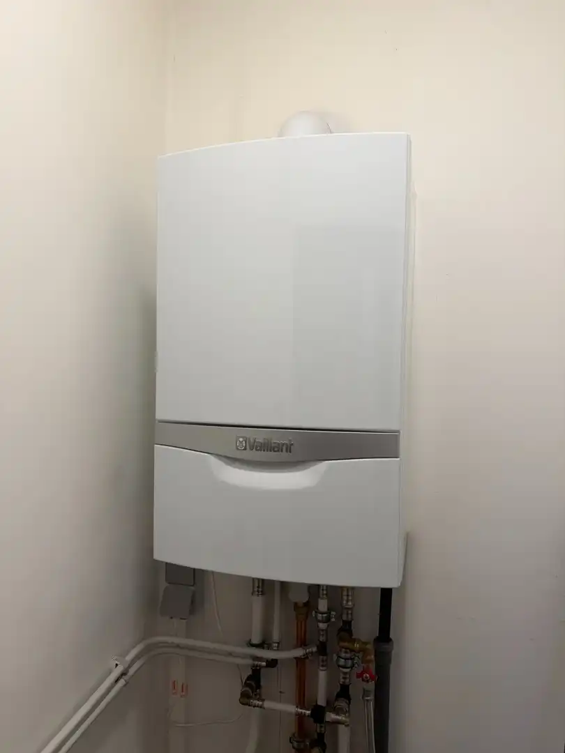 Gerenoveerd handelspand met instapklaar duplexappartement en tuintje foto 23