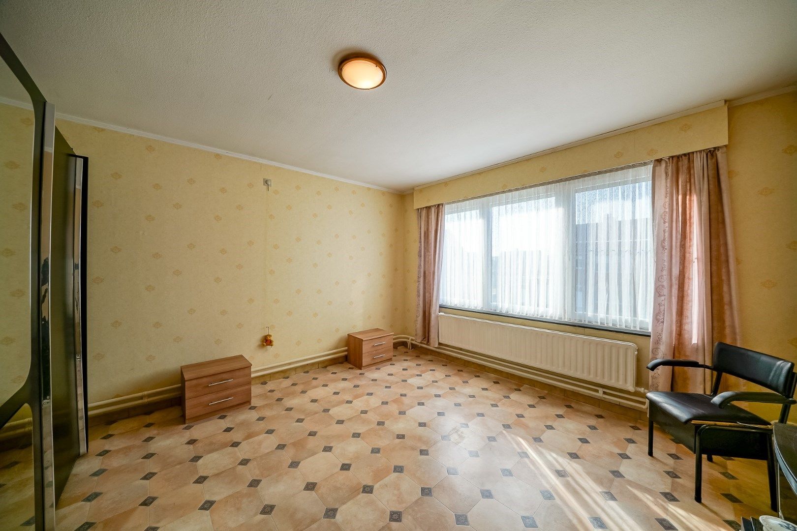 Ruime halfopen woning te koop in Oudenburg foto 11