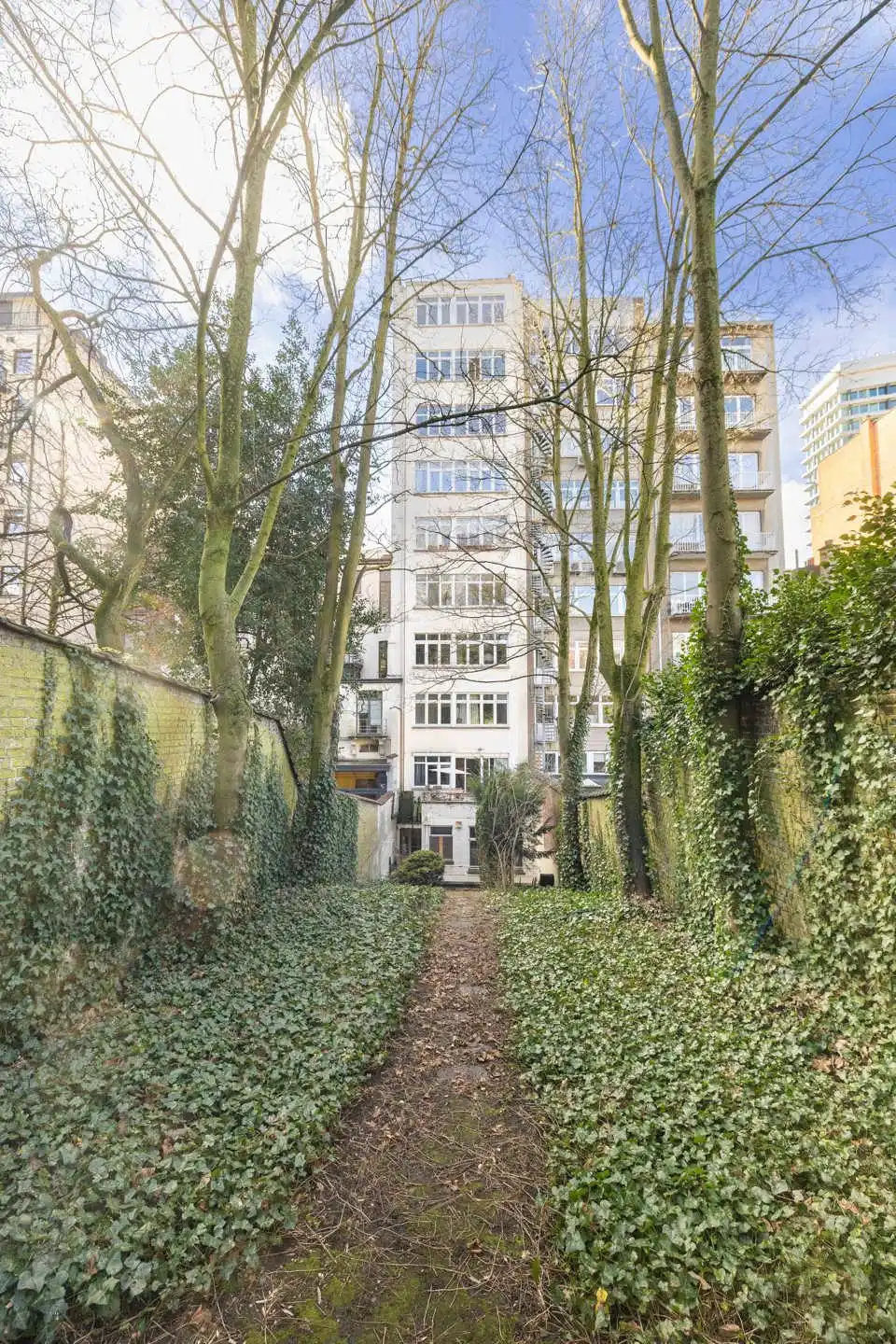 Uw cocon met terras op de Louizalaan foto 19