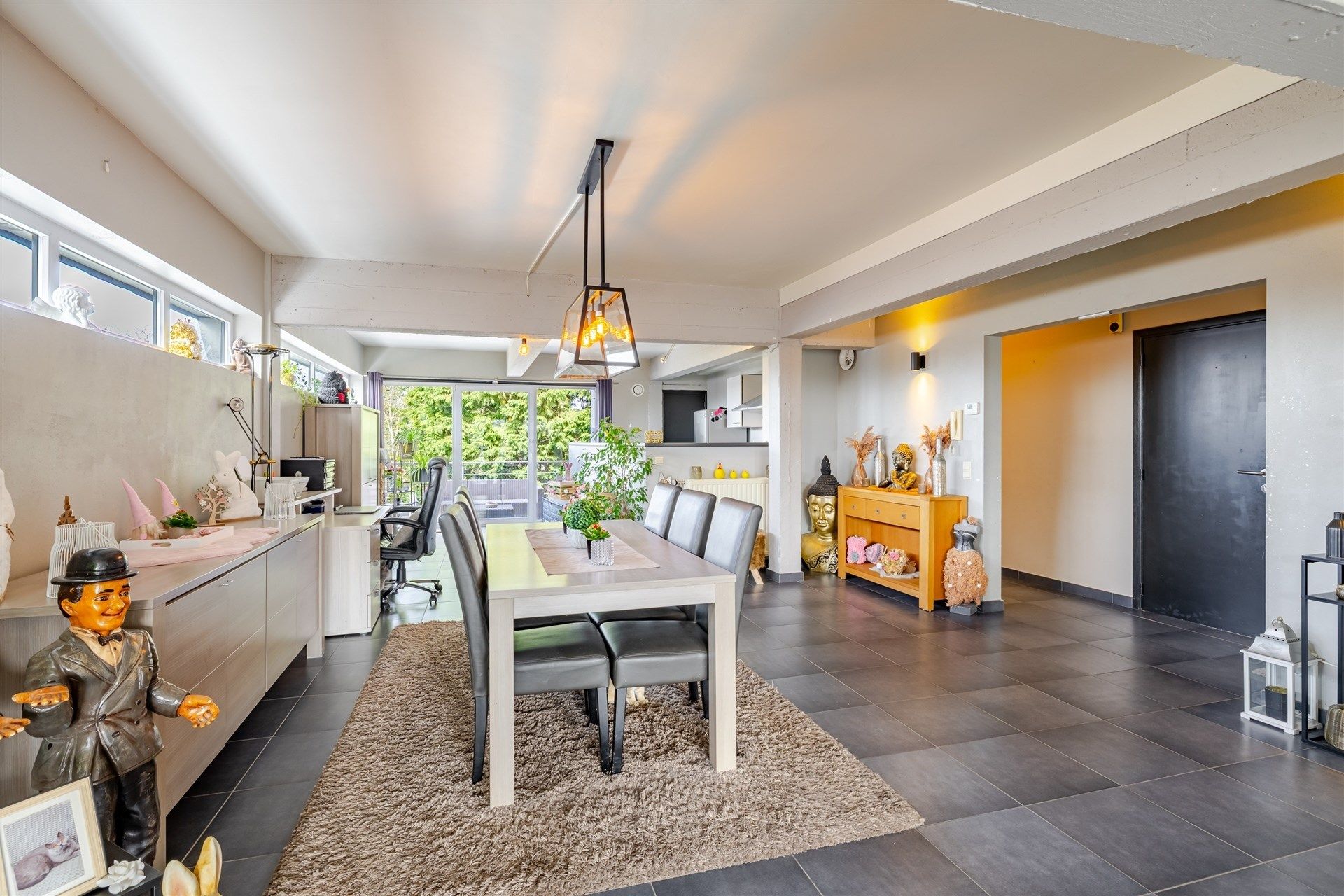 Ruim 2 slp app met terras en garage op topligging in Ten-Ede foto 5