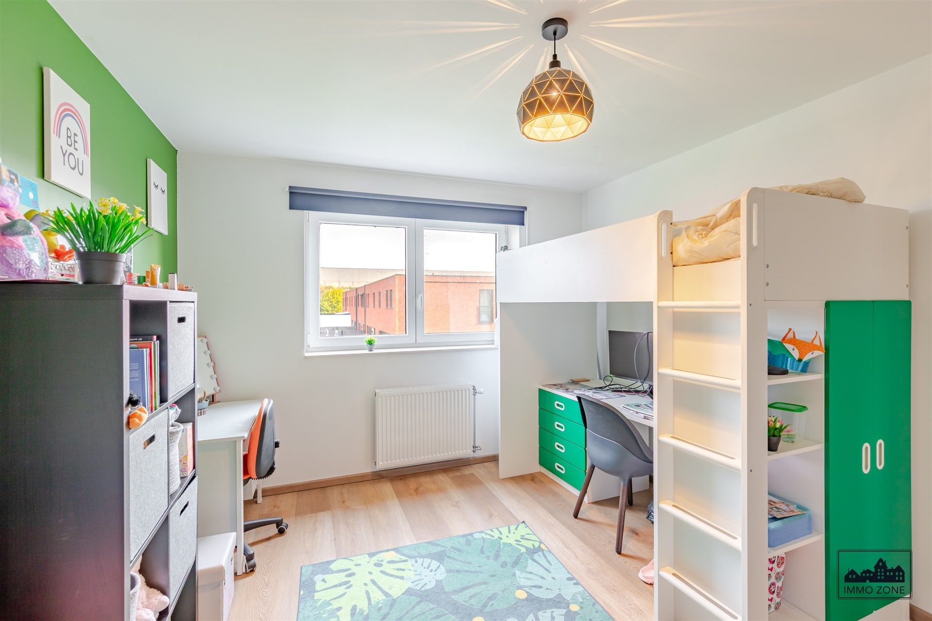 Instapklare woning in leuke omgeving met 4 slaapkamers! foto 6
