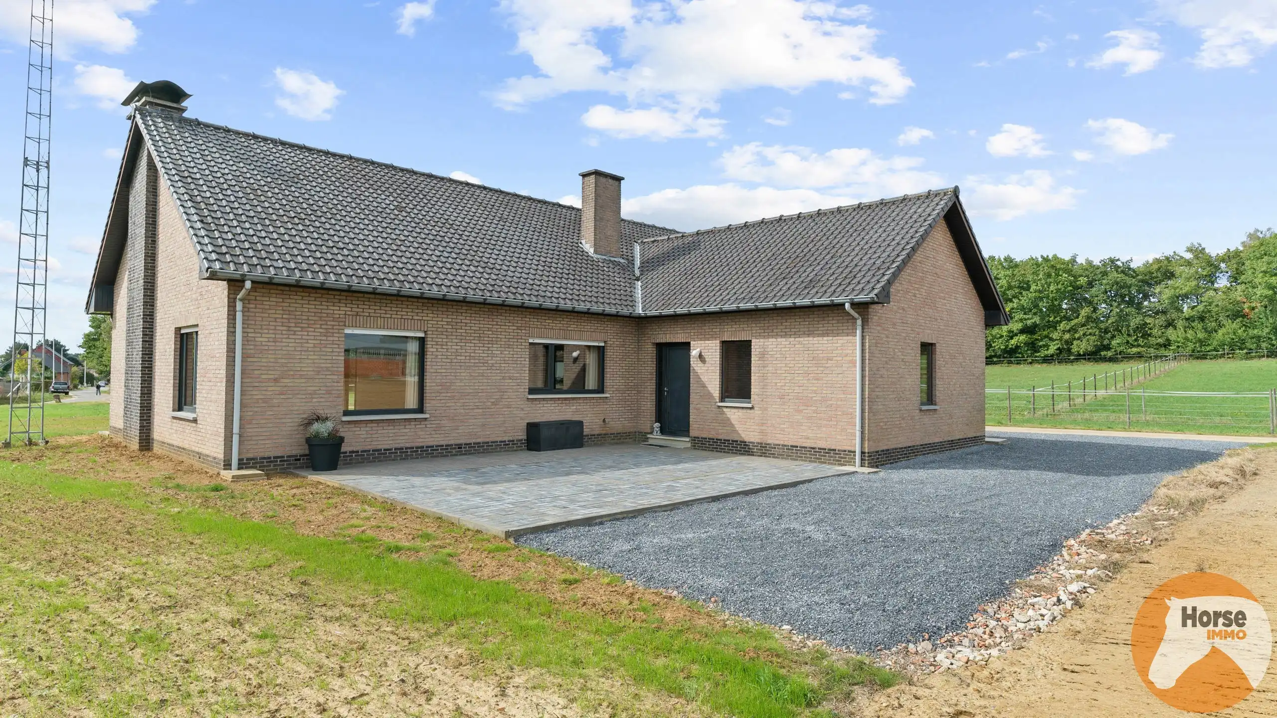 SCHAFFEN - Landbouwwoning op +/- 6,7 ha en paardenstalling foto 14