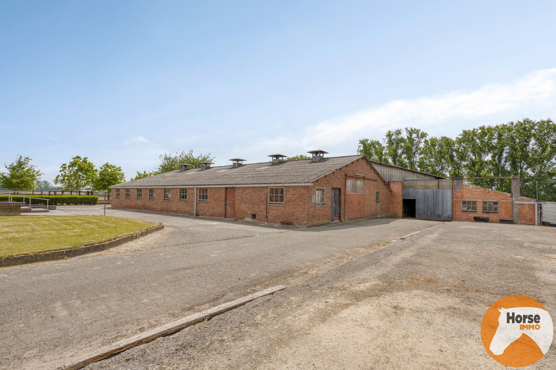 WOUBRECHTEGEM - Charmante woning met 2 loodsen op 1,61 ha  foto 22