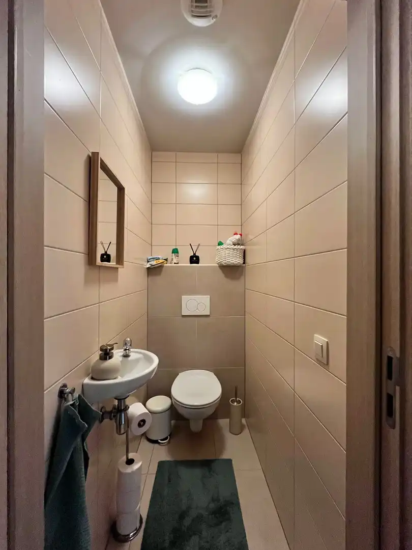 Ruim appartement met 2 slaapkamers en staanplaats te huur! foto 12