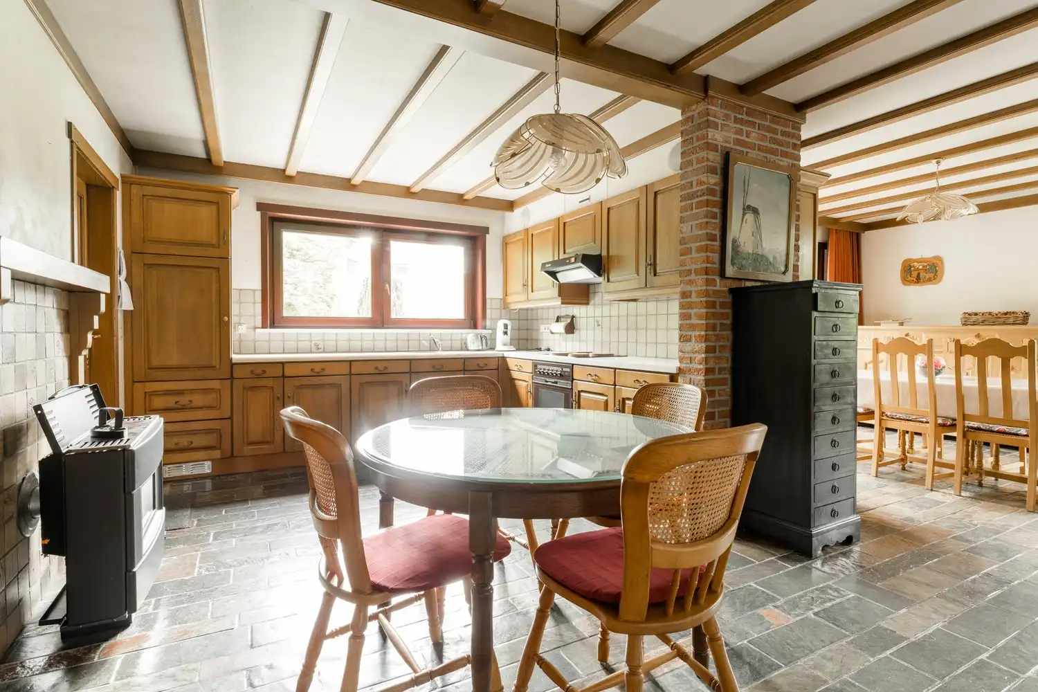 Karaktervolle woning in het centrum van Hamont met een mooi perceel grond foto 15