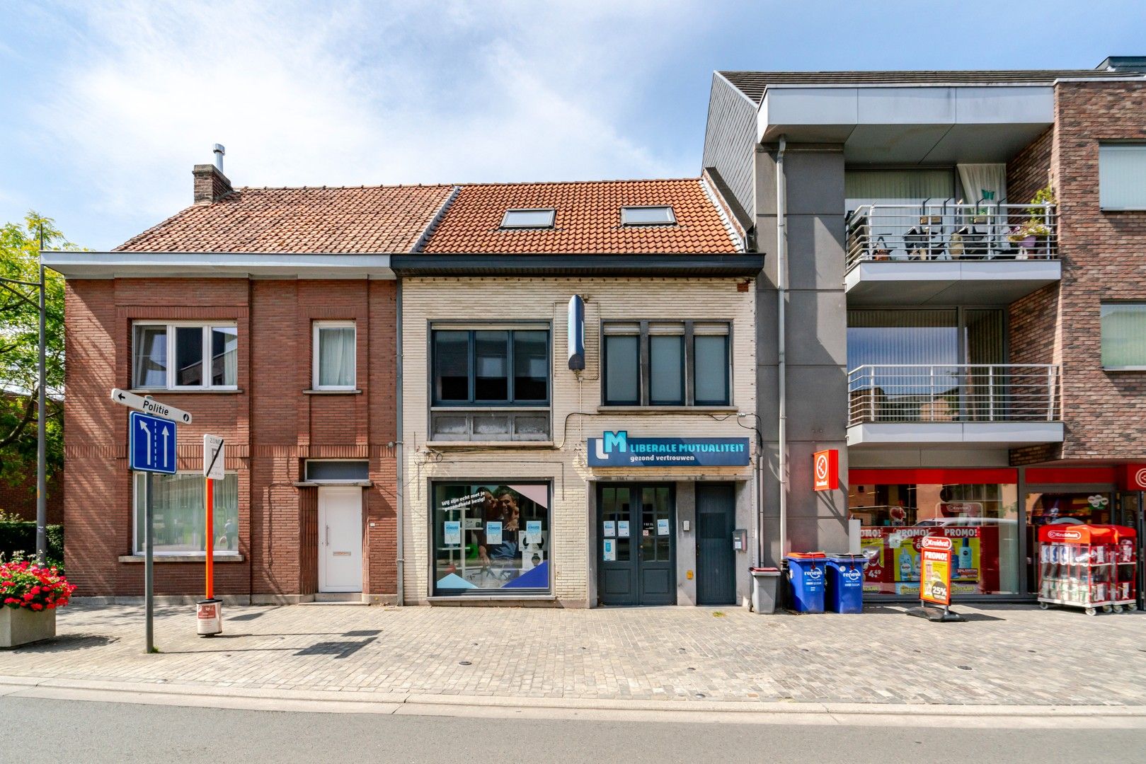 Handelspand met woonst op toplocatie, vlakbij E40 en E17 foto 2