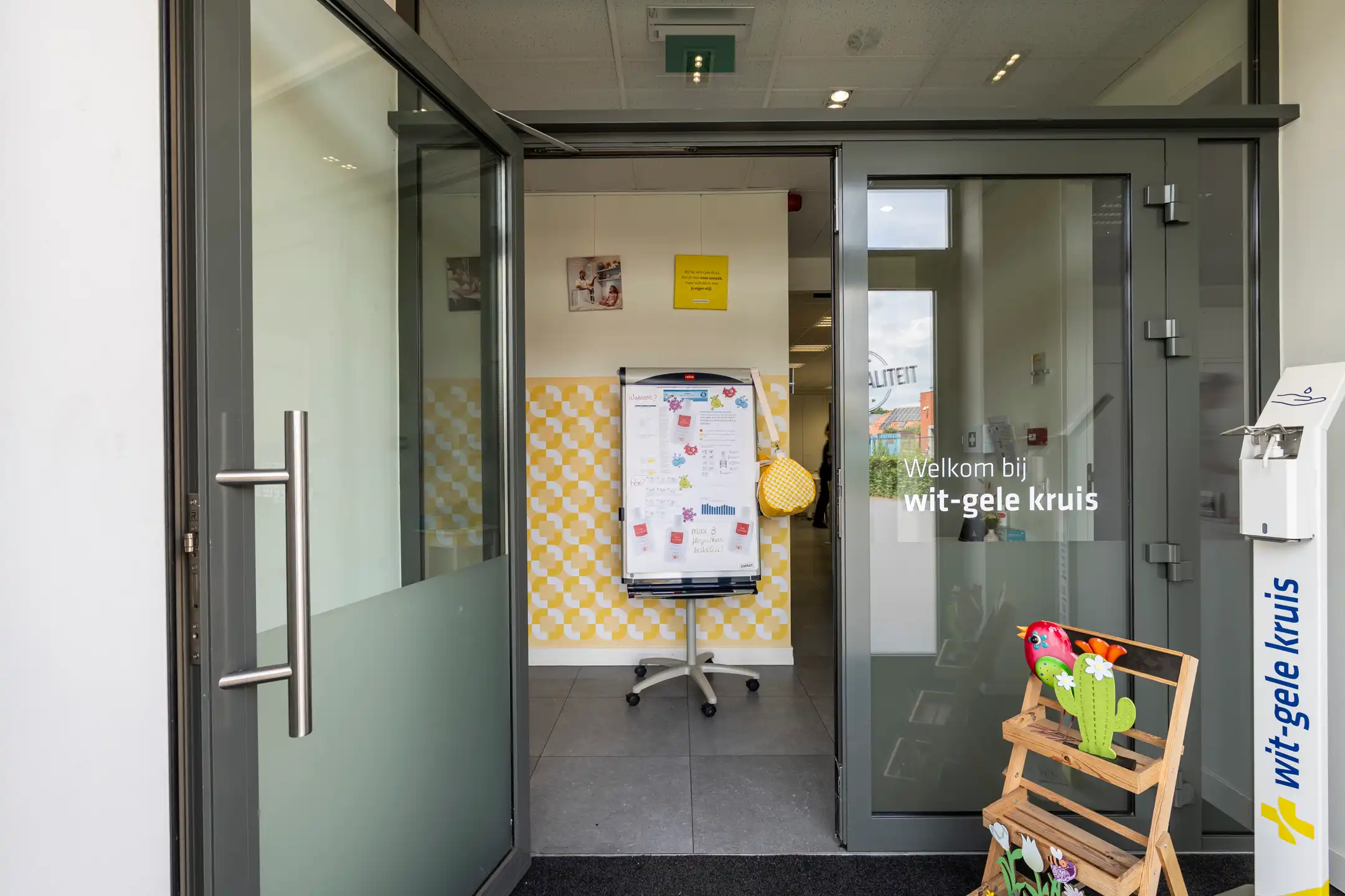 Handelspand/winkelruimte te koop in Rijkevorsel foto 2